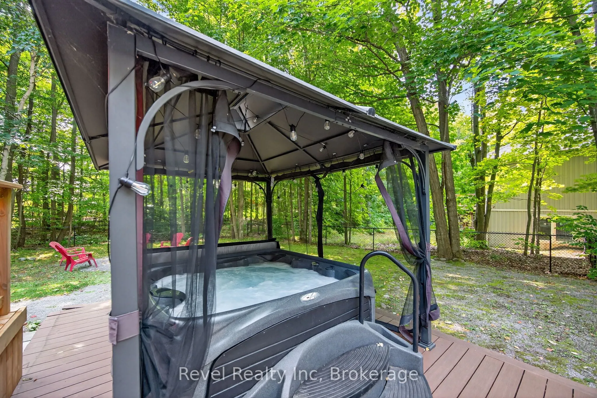 78 FOREST Circle