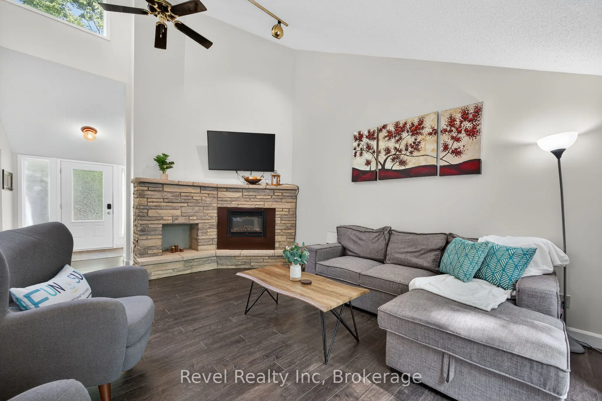 78 FOREST Circle