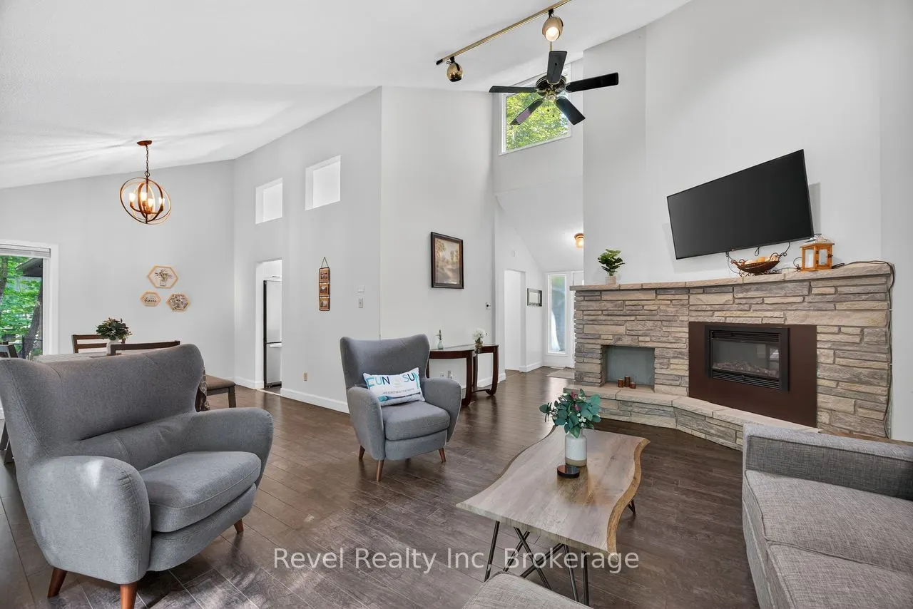 78 FOREST Circle