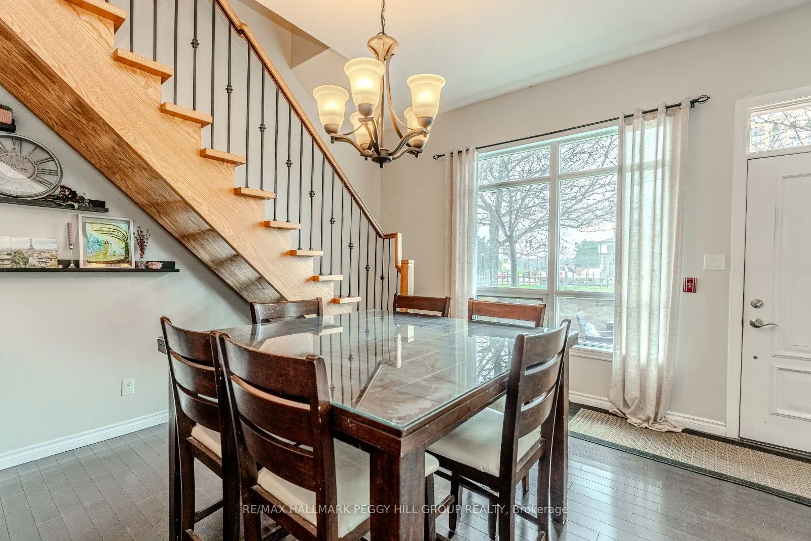 6 Victoria Street, #7