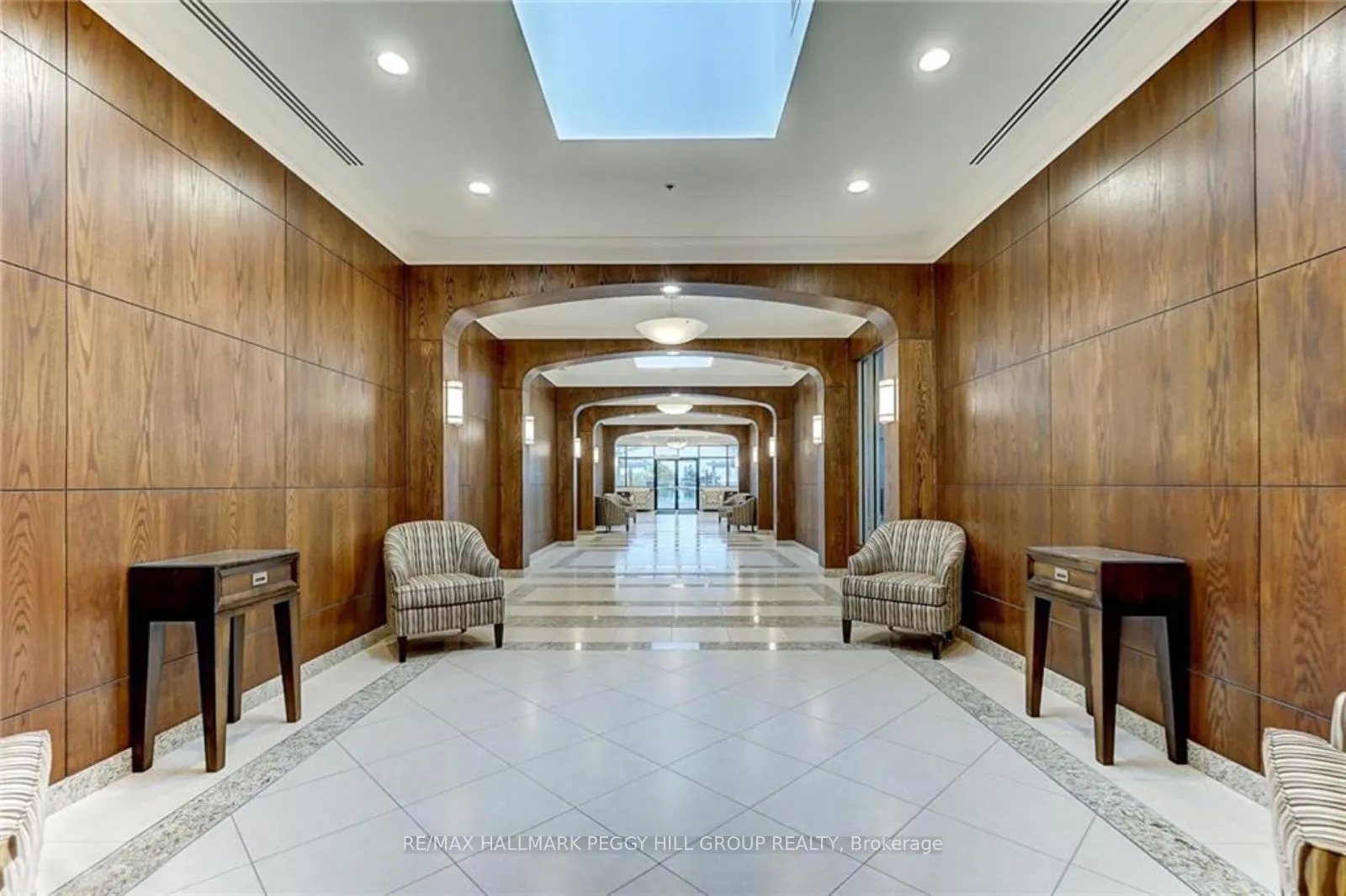 6 Victoria Street, #7