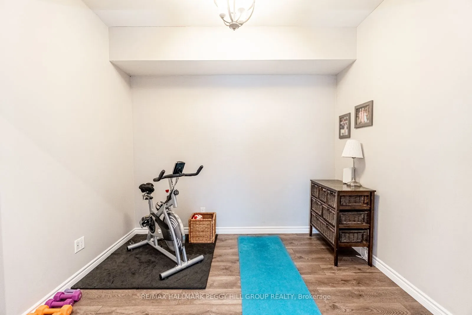 6 Victoria Street, #7