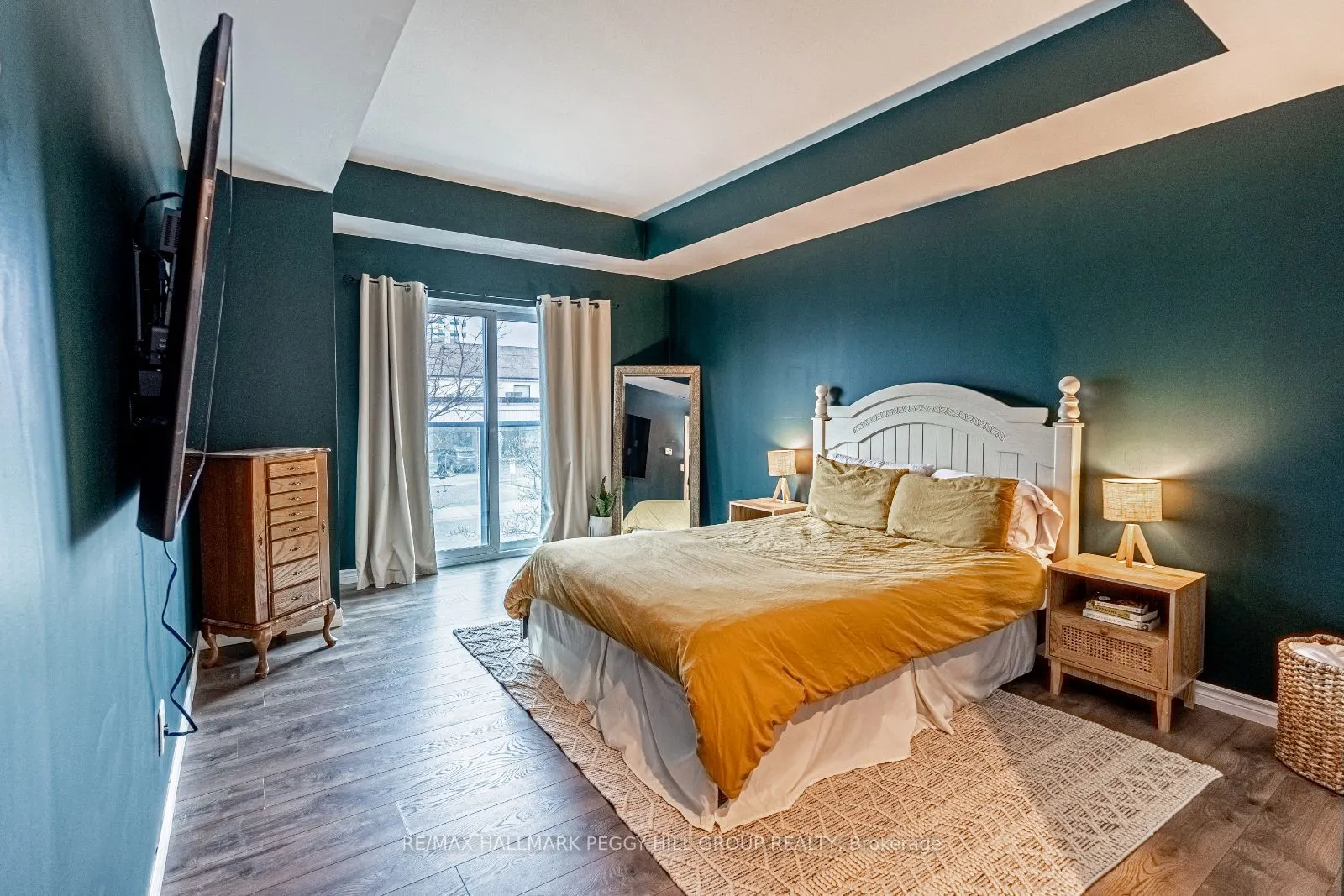 6 Victoria Street, #7