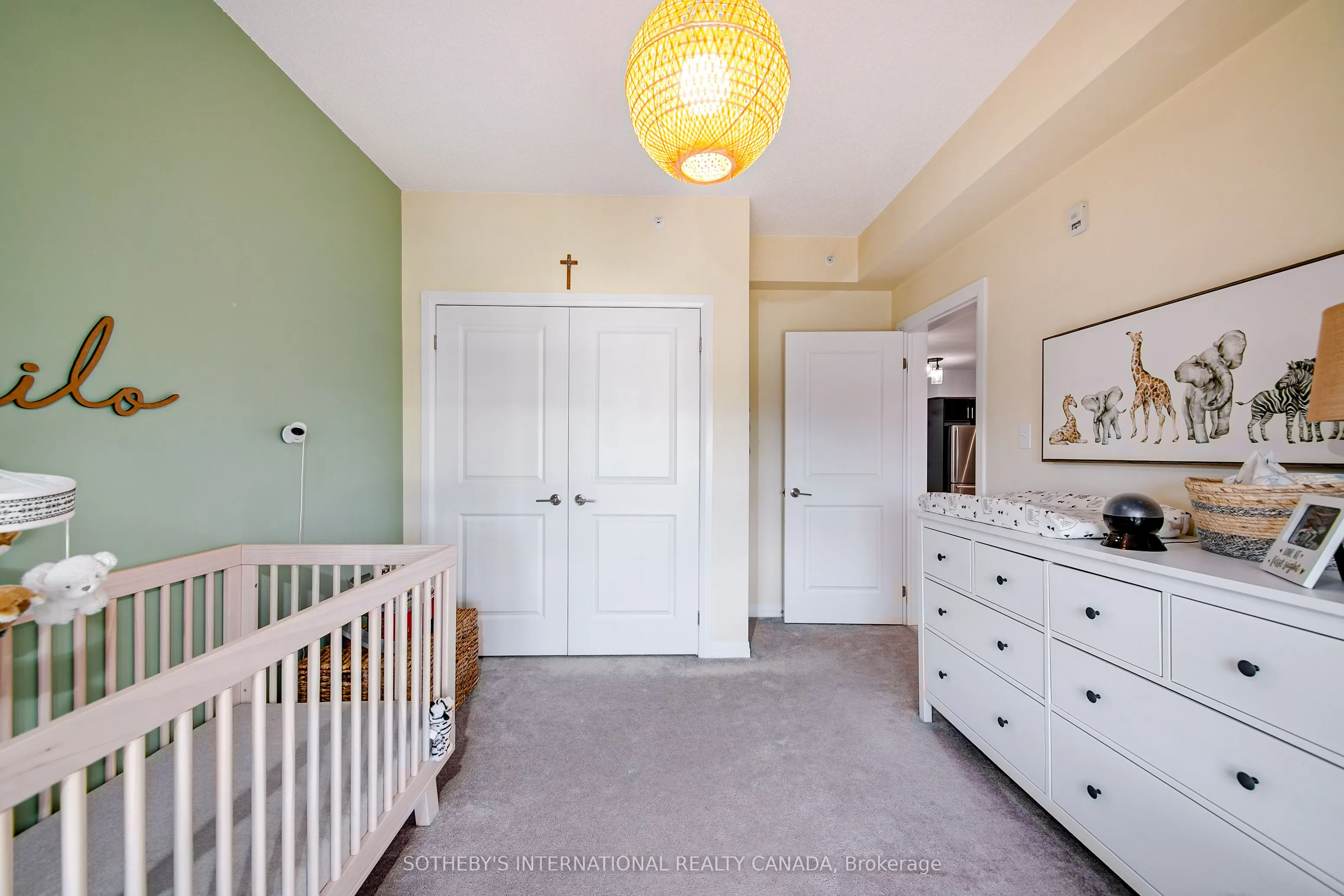 304 Essa Road, #609