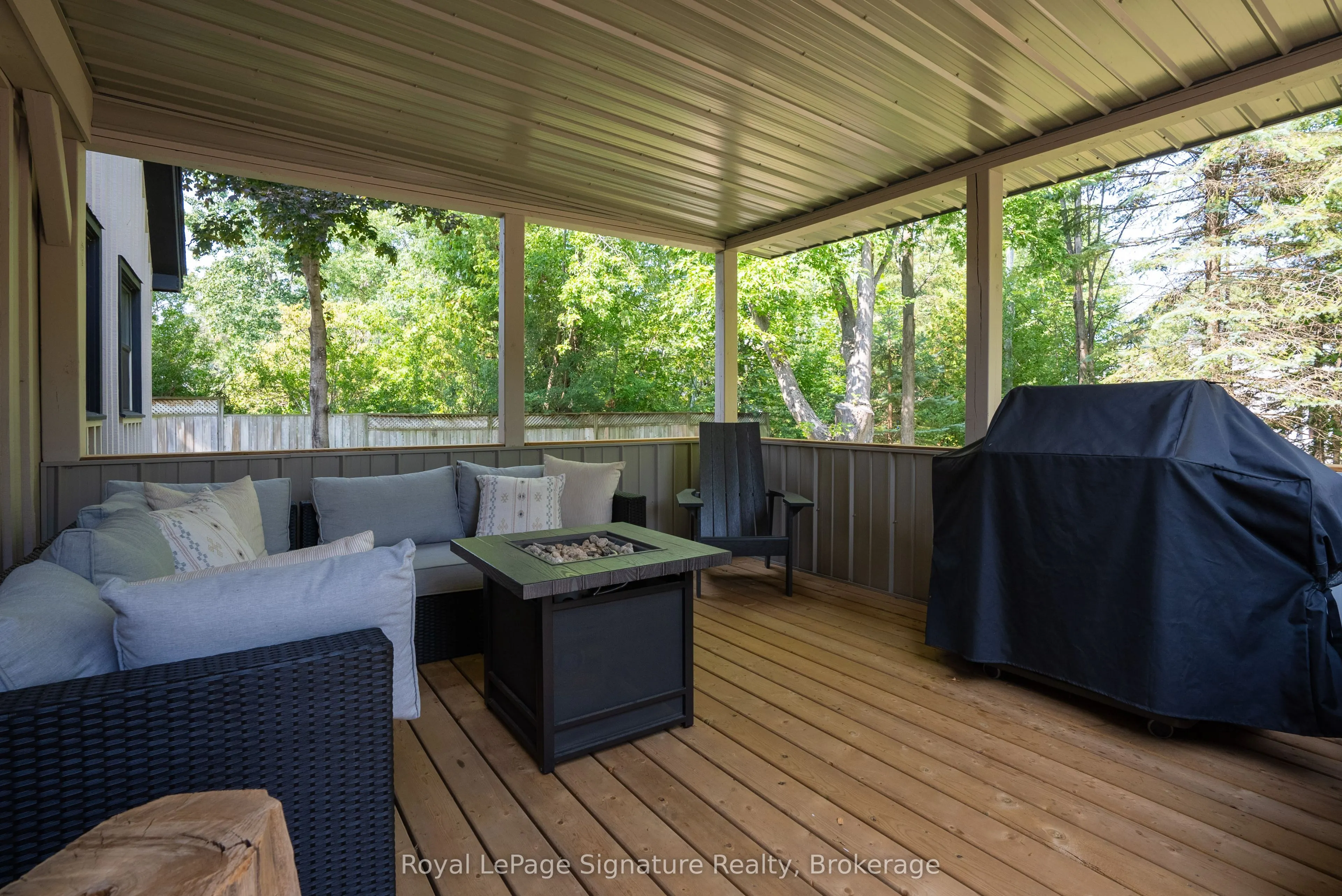 8302 POPLAR Side Road