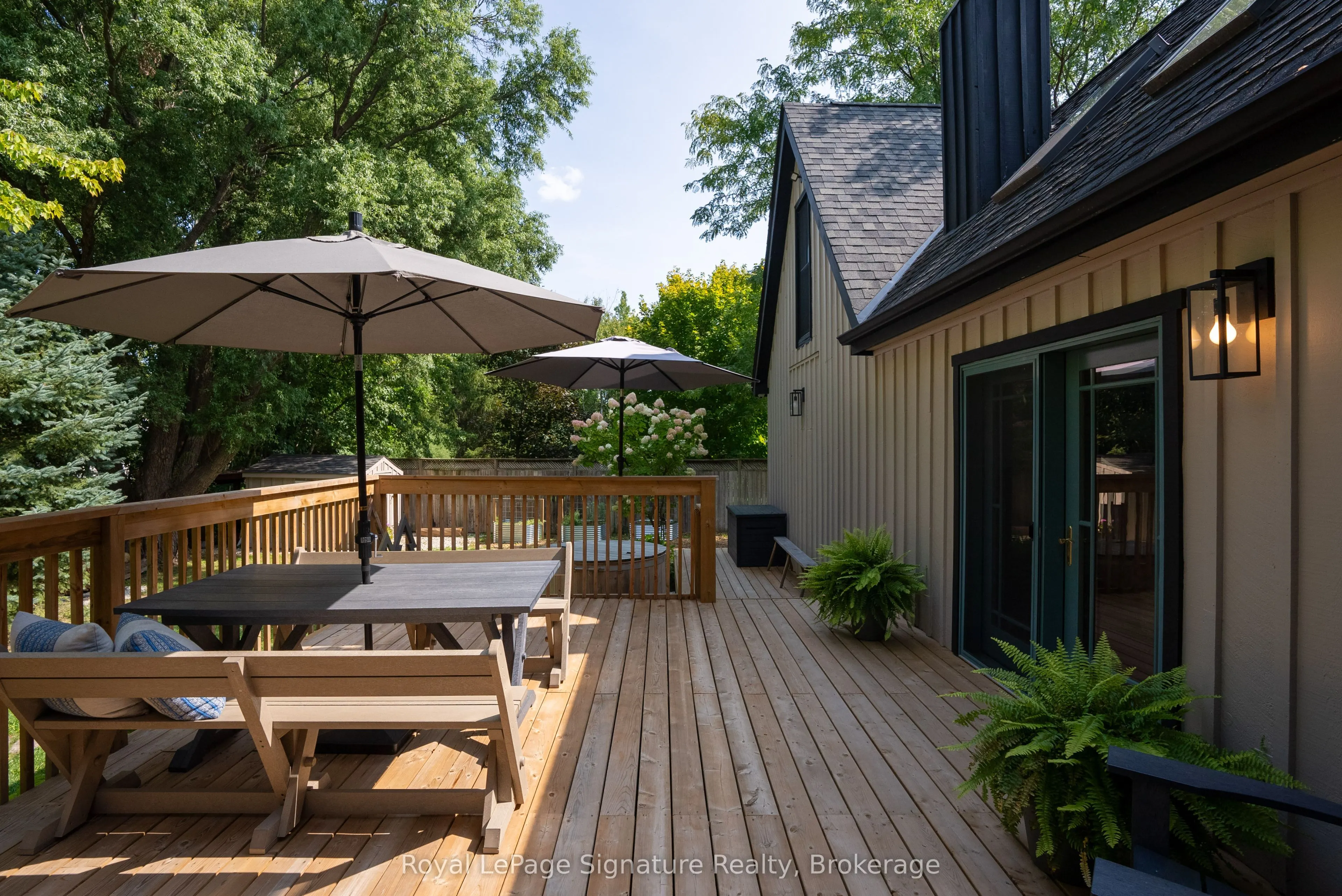 8302 POPLAR Side Road