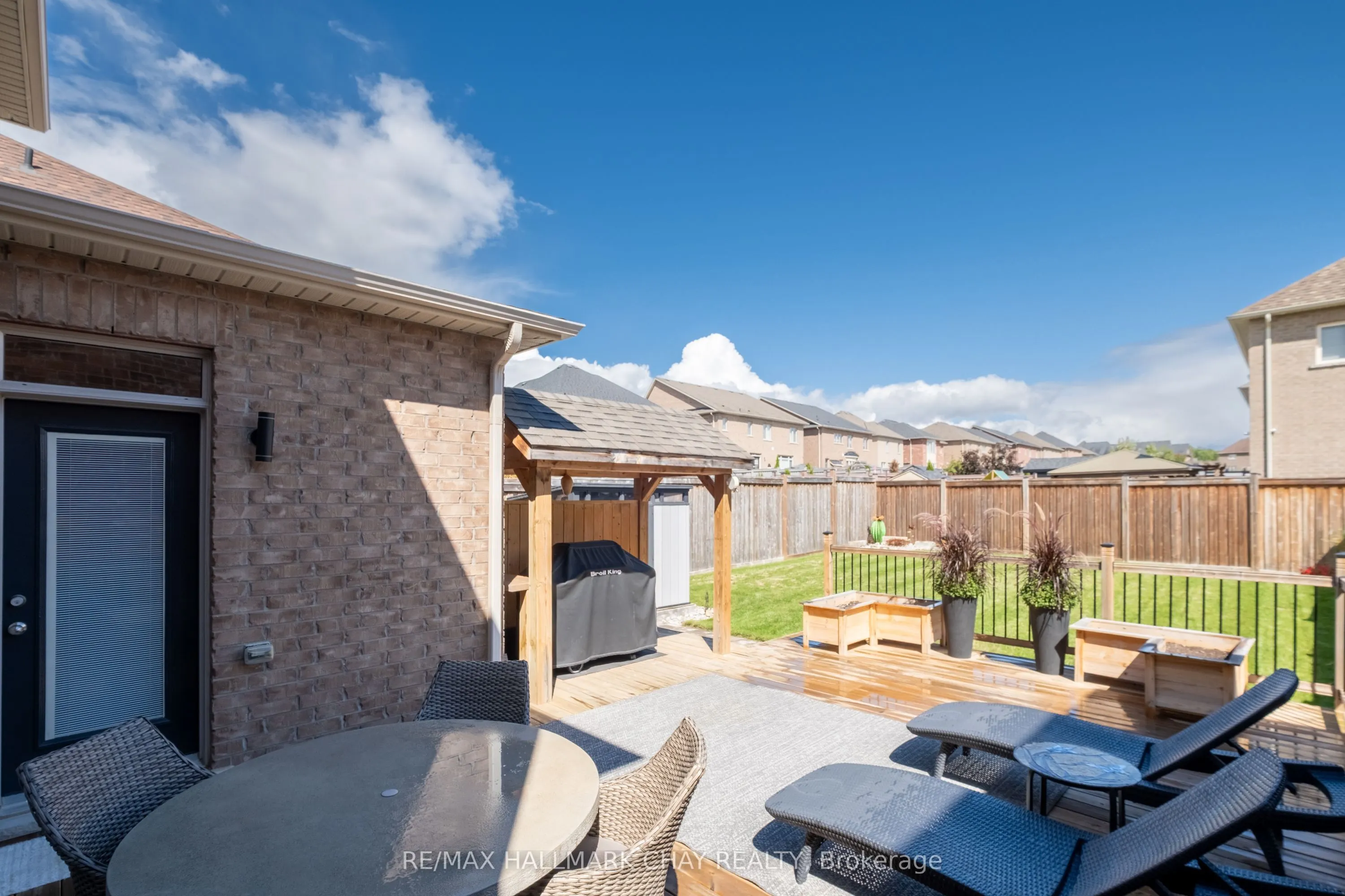 38 Rugman Crescent