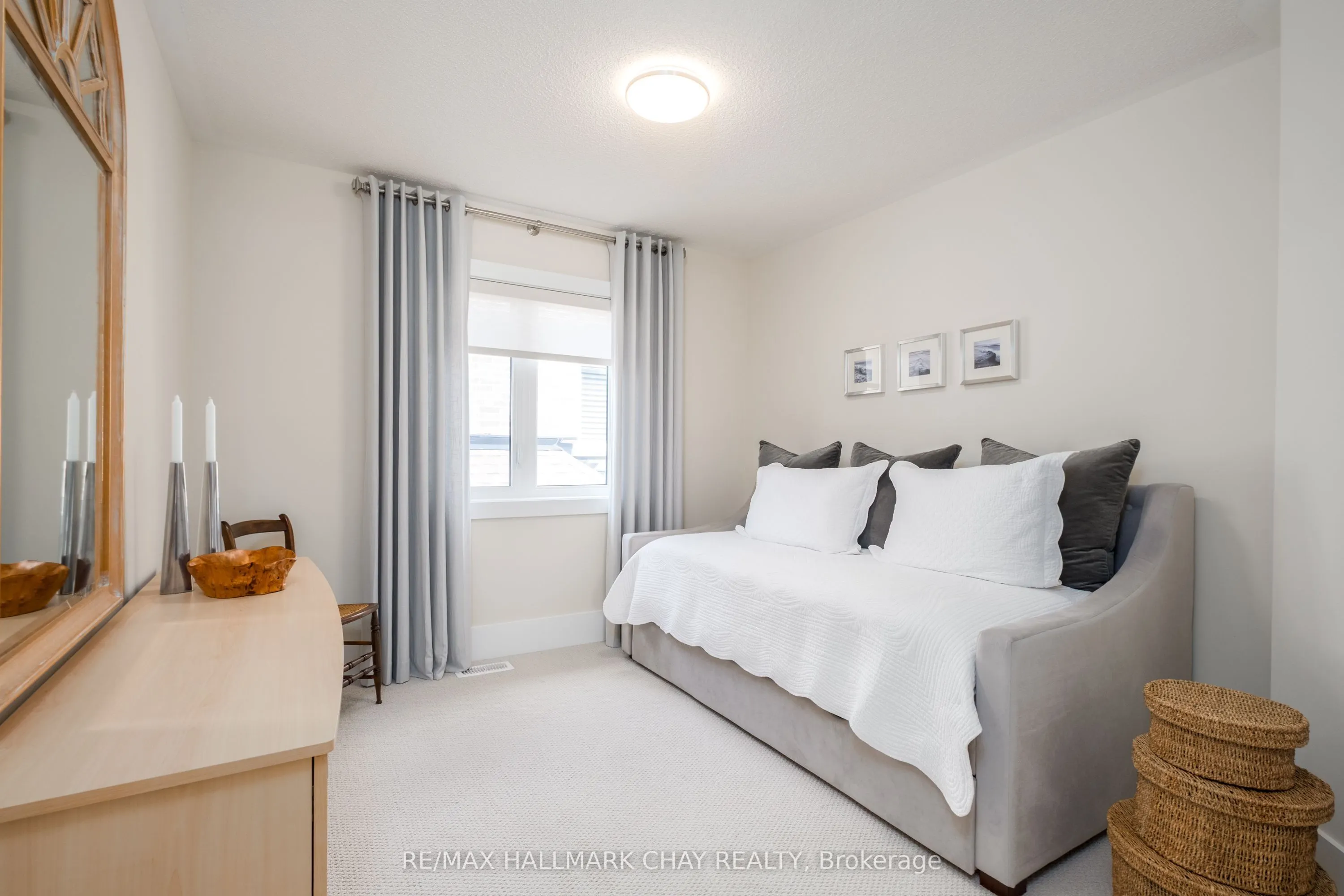 38 Rugman Crescent