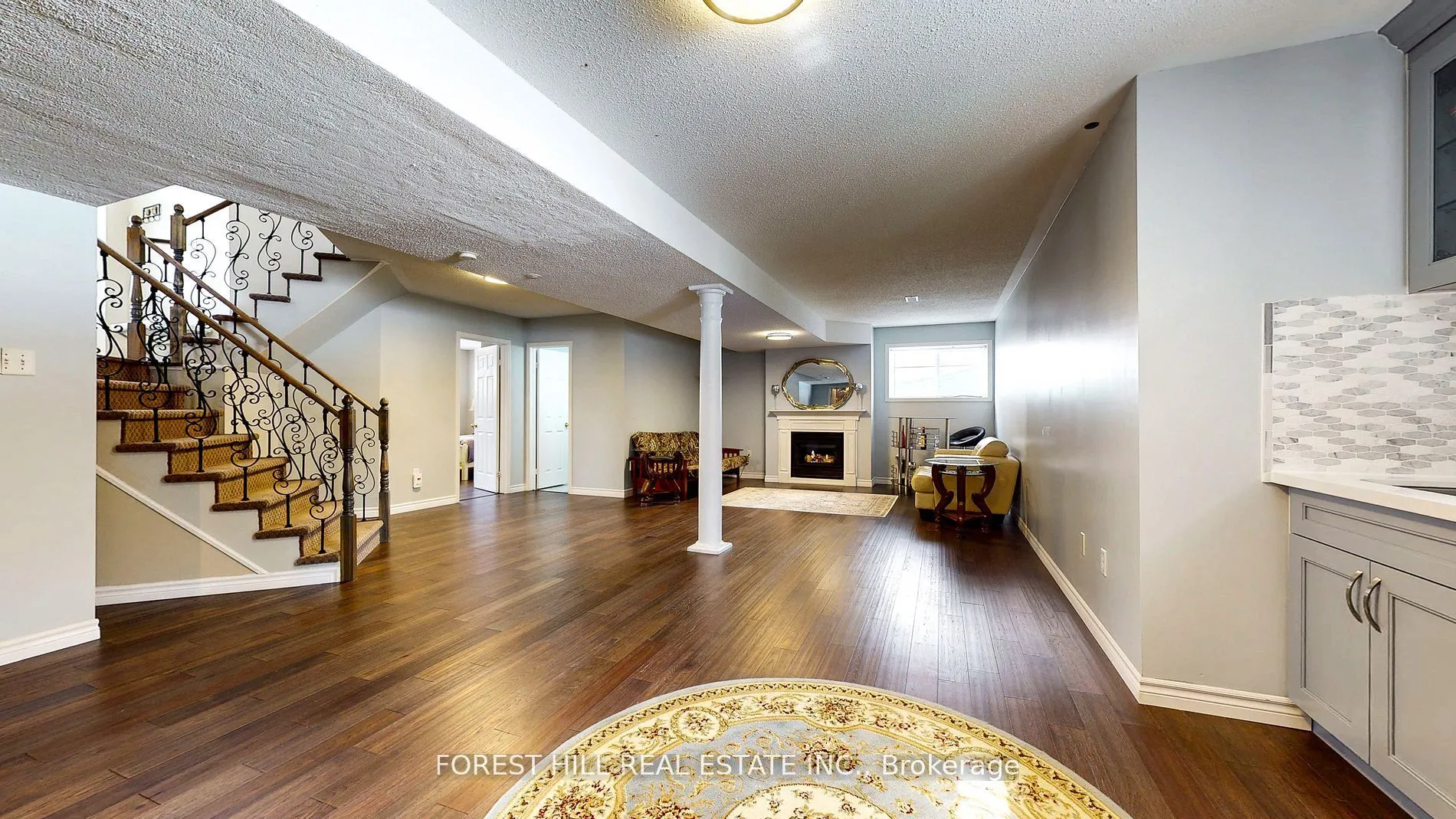 7 Tamarack Way