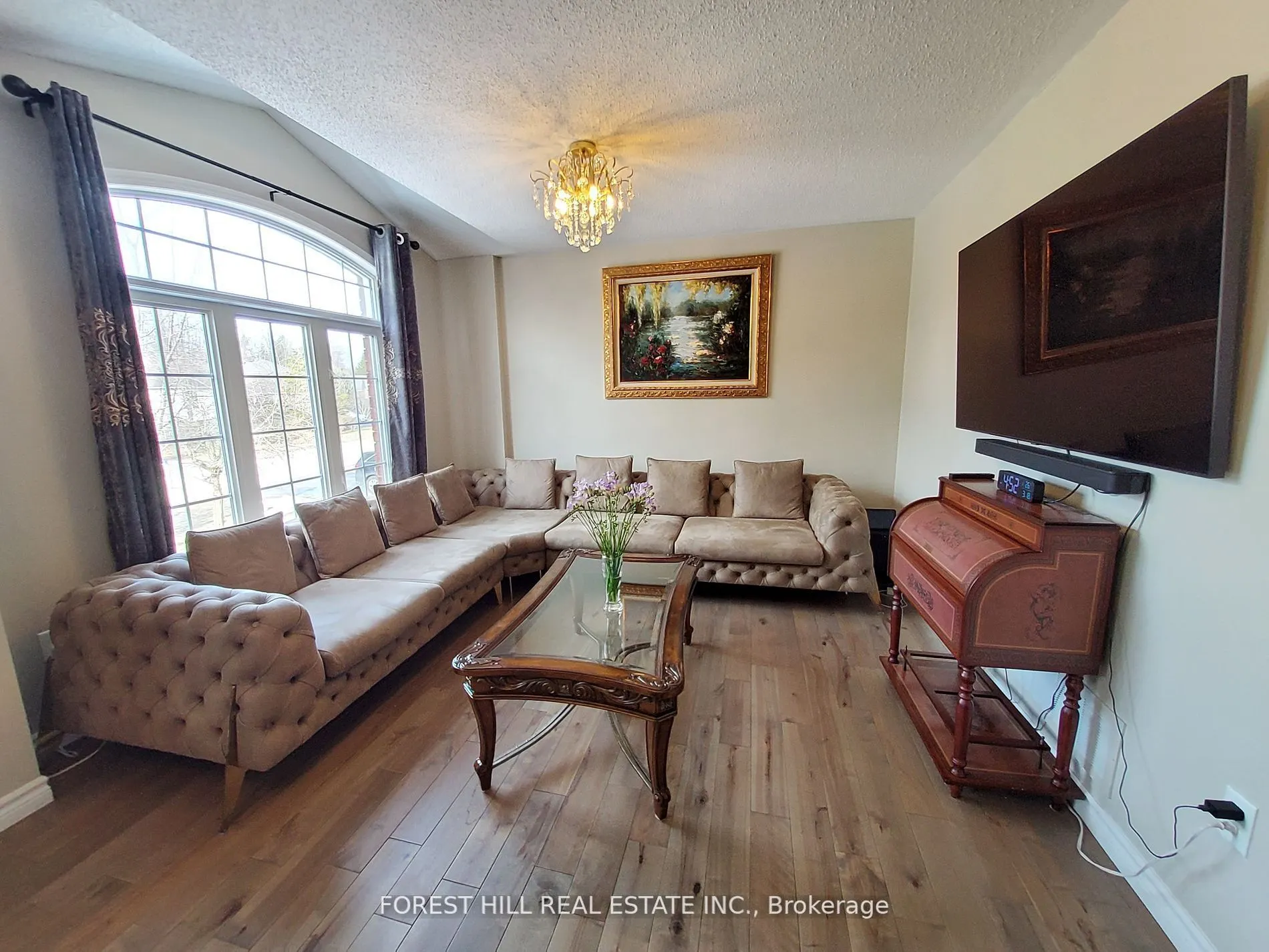 7 Tamarack Way