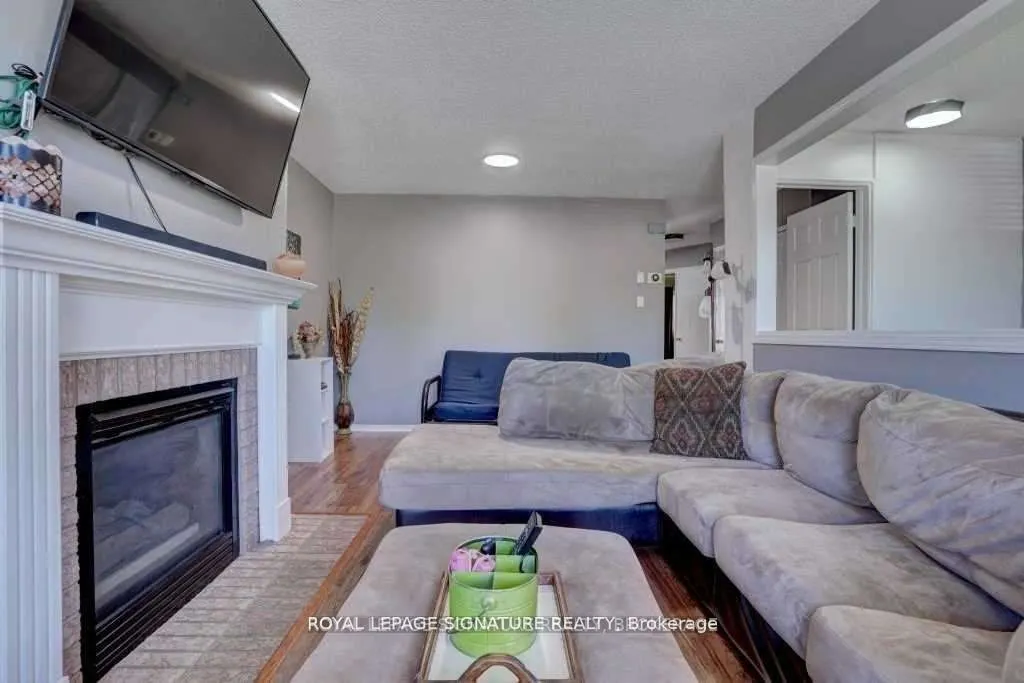 47 Acorn Crescent, #Main