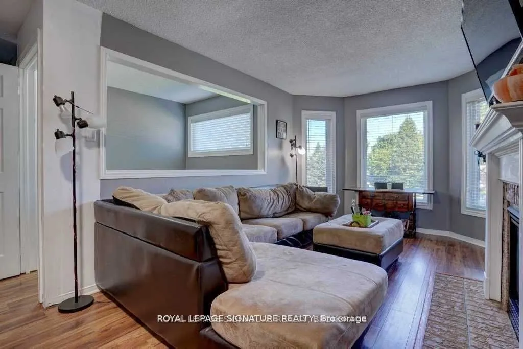 47 Acorn Crescent, #Main