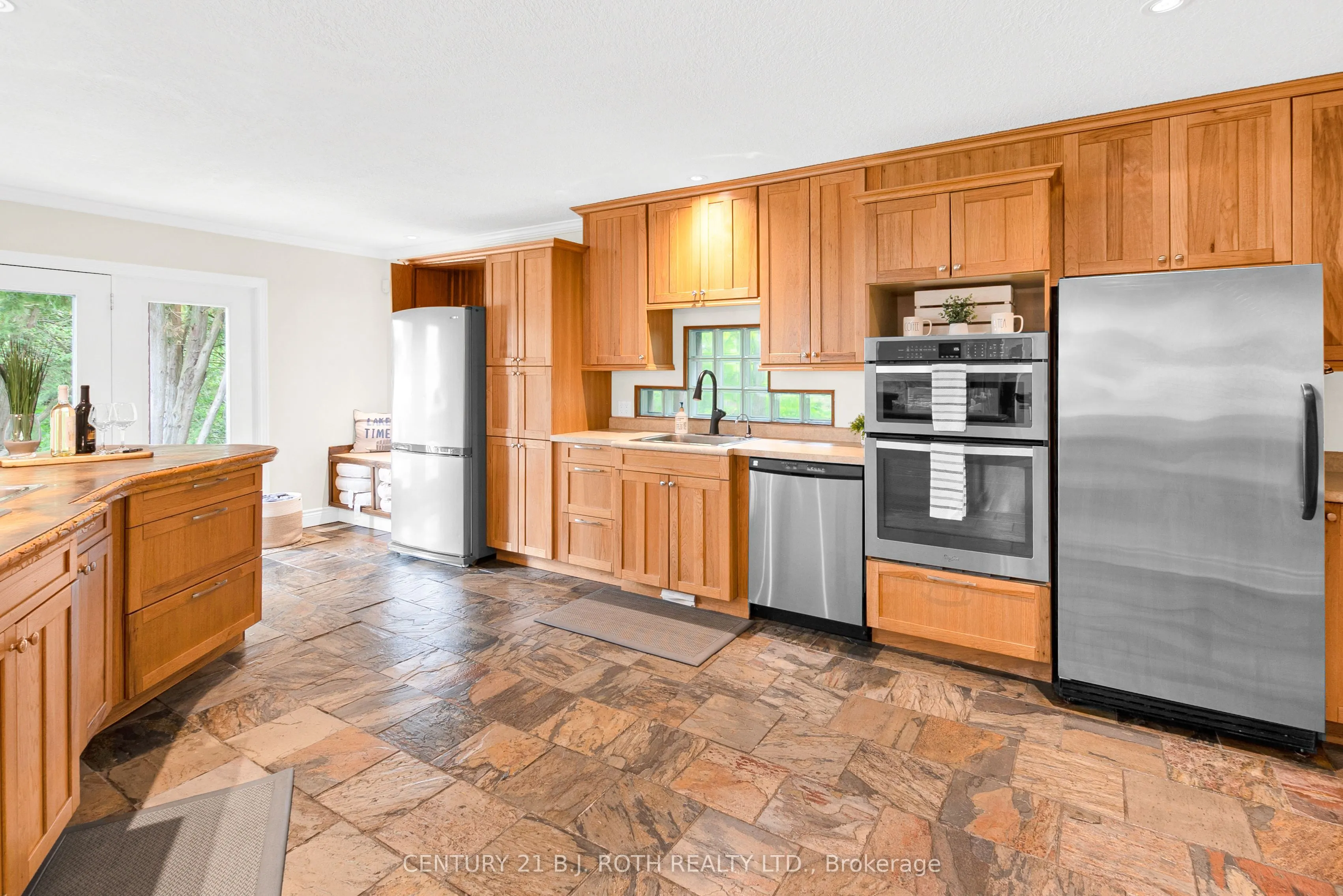 58 White Oaks Road