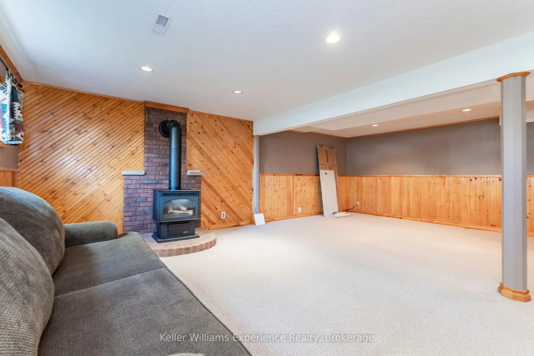 309 Lescaut Road