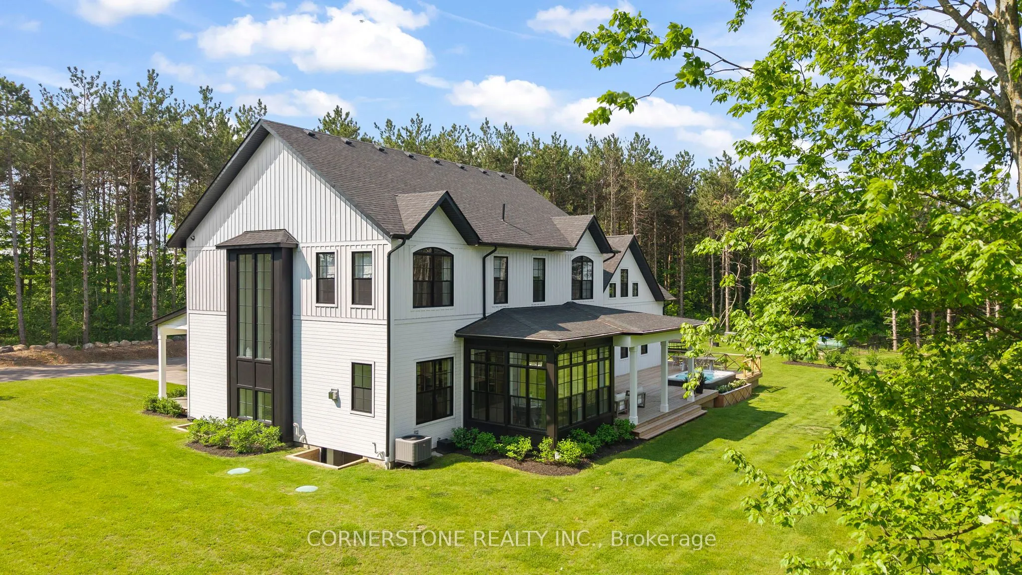115 Rue Lafontaine Road E