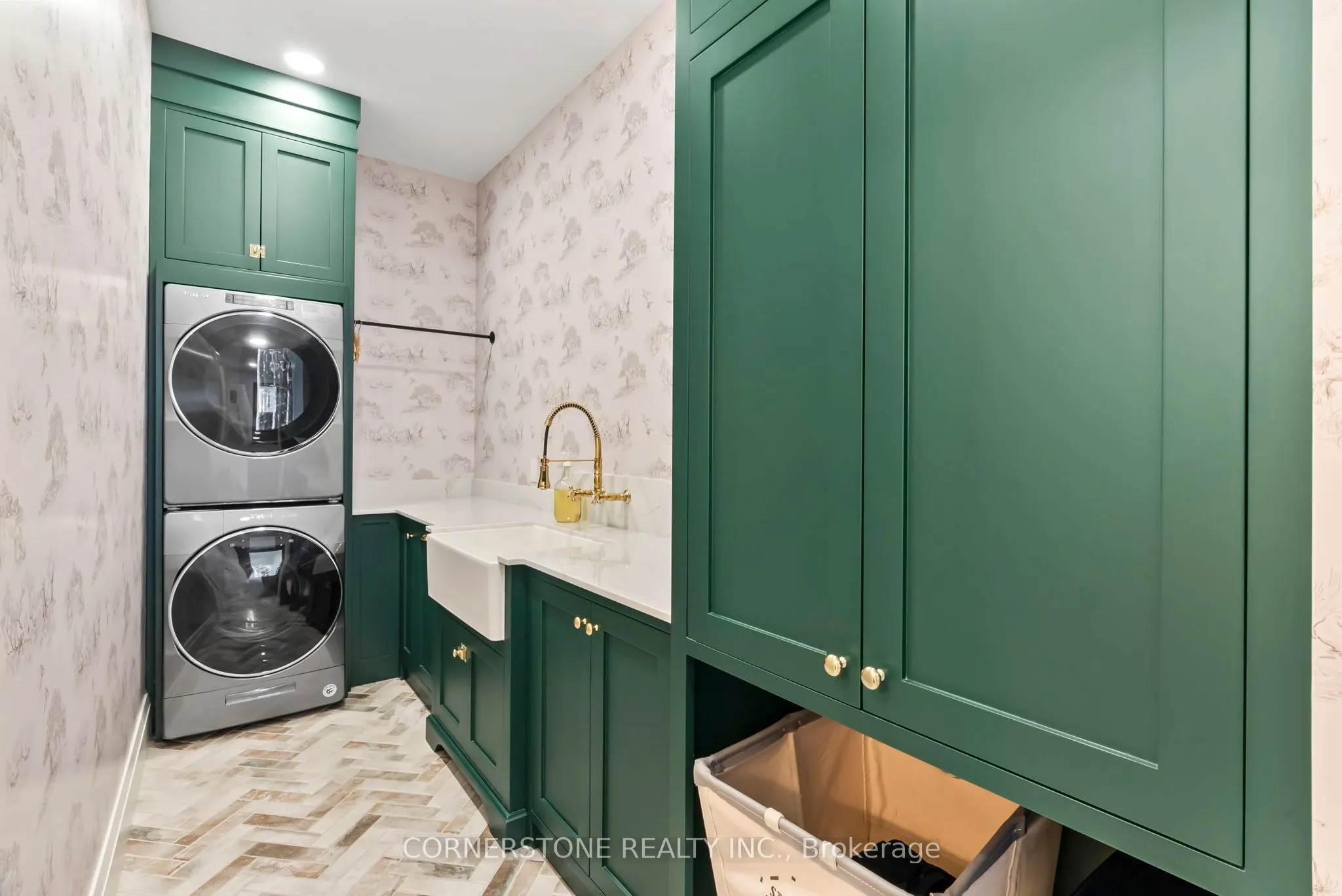 115 Rue Lafontaine Road E