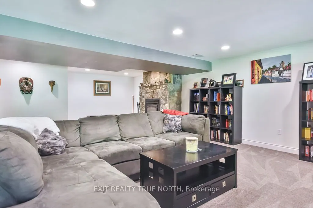 28 Nicholson Crescent