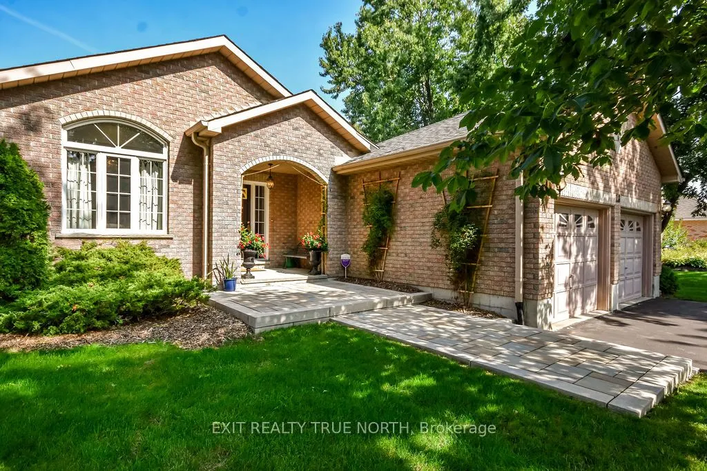 28 Nicholson Crescent