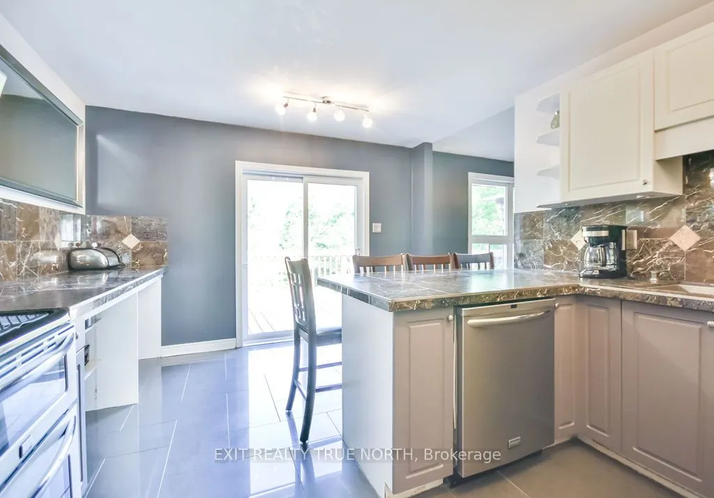28 Nicholson Crescent
