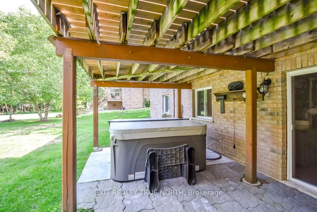 28 Nicholson Crescent