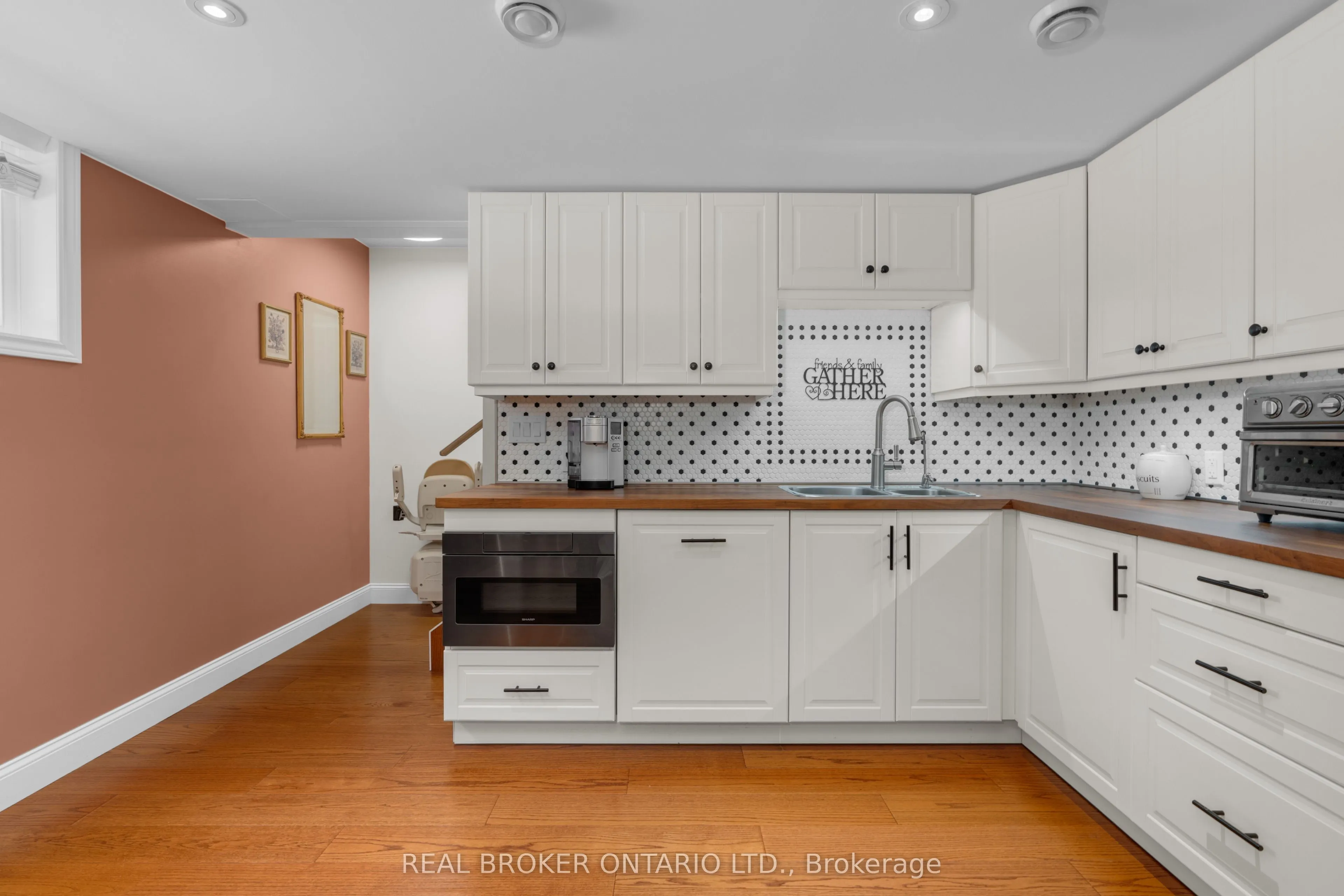 122 Timcourt Drive