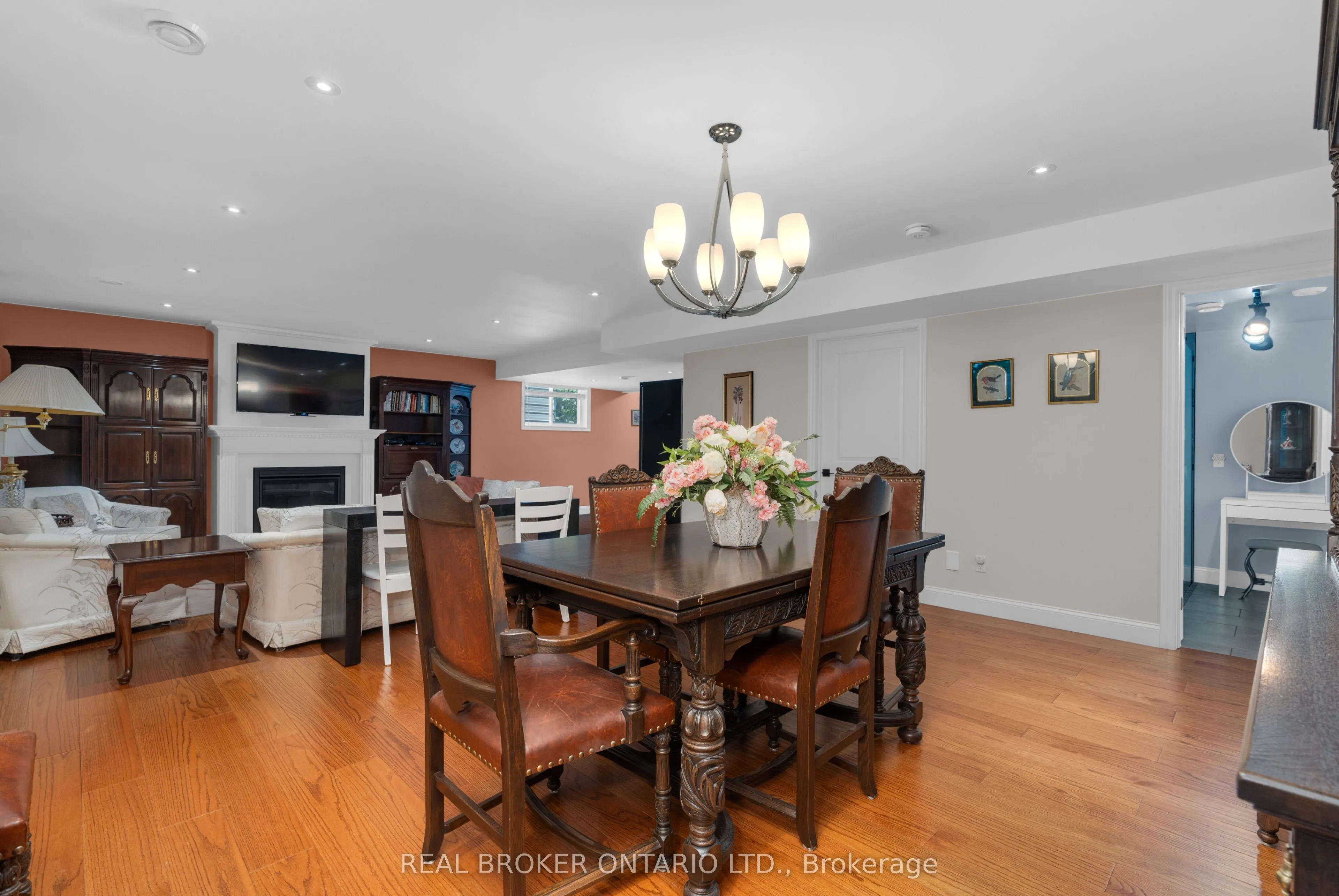 122 Timcourt Drive