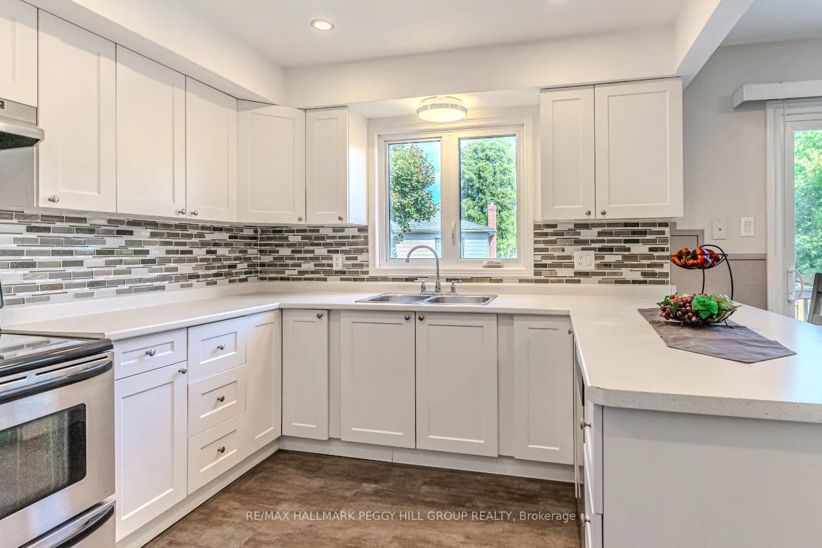 16 Autumn Lane, #Upper
