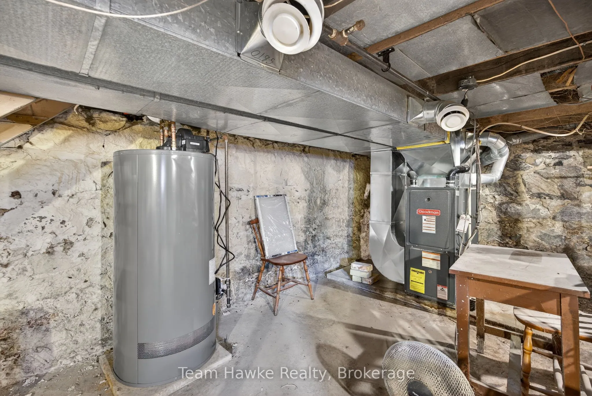343 Fifth Street E