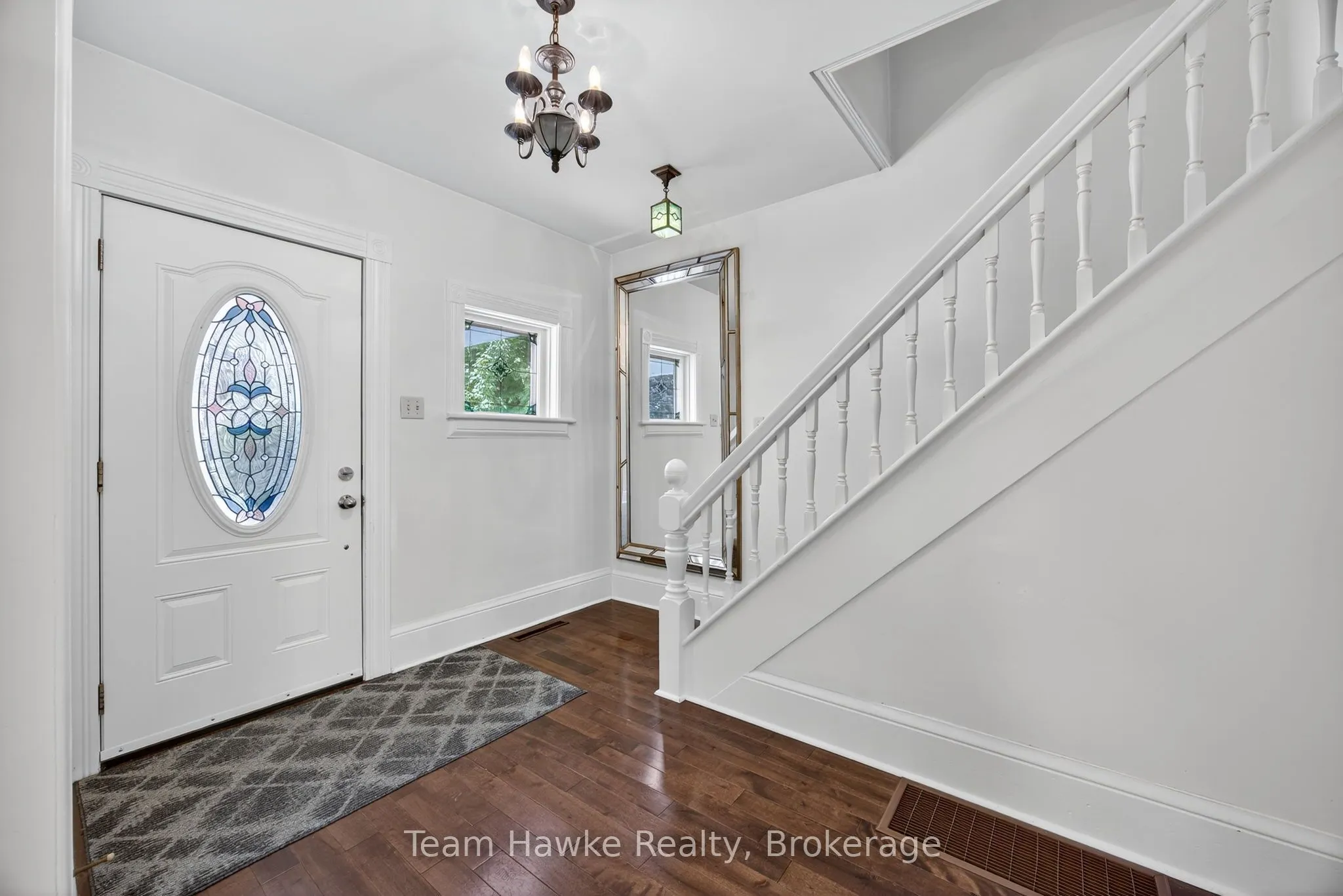 343 Fifth Street E