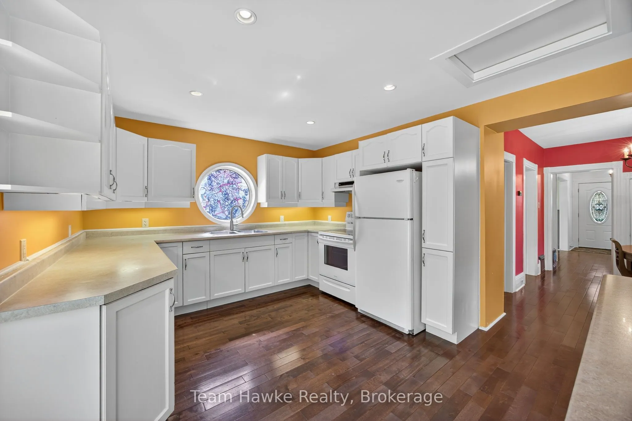 343 Fifth Street E
