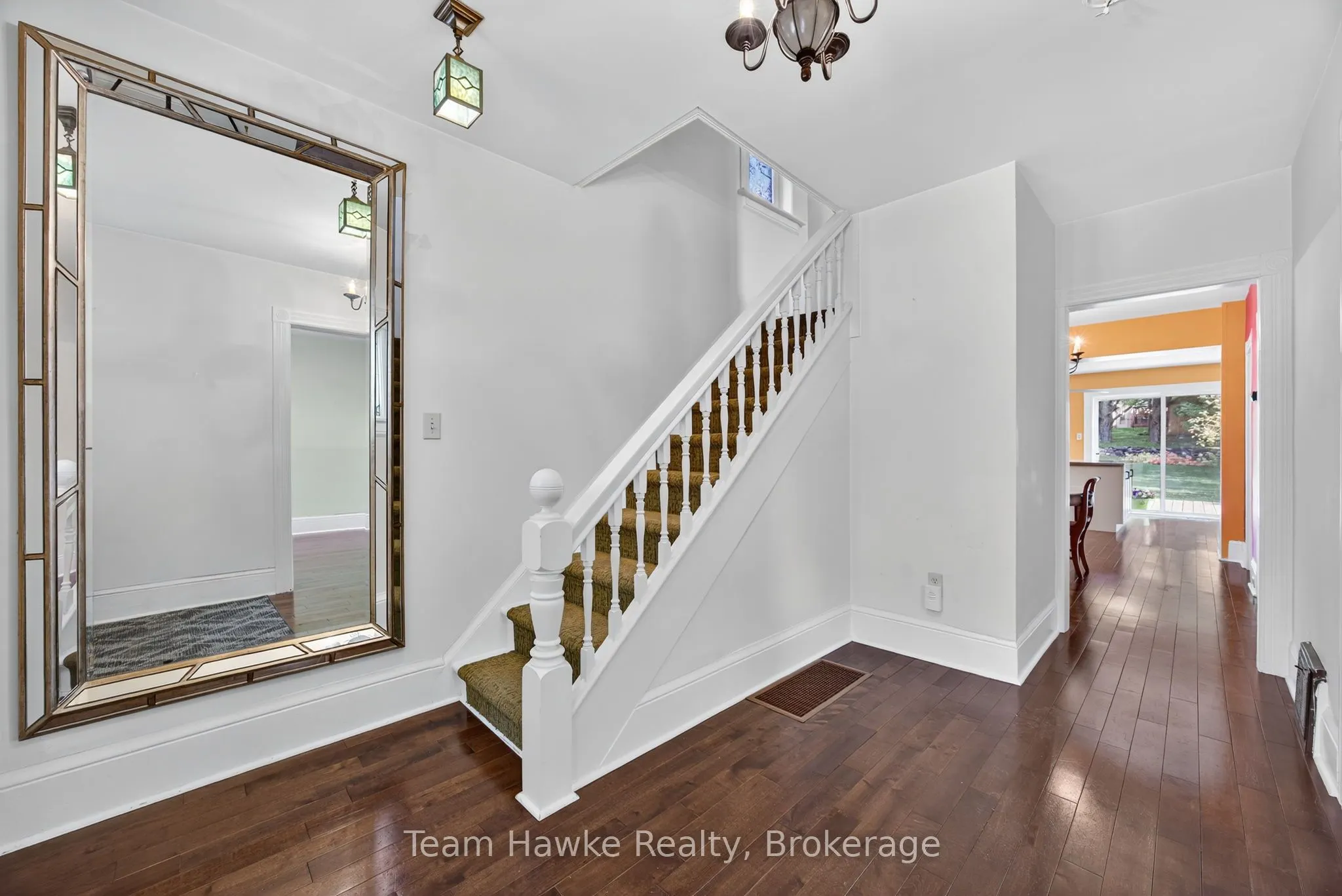 343 Fifth Street E