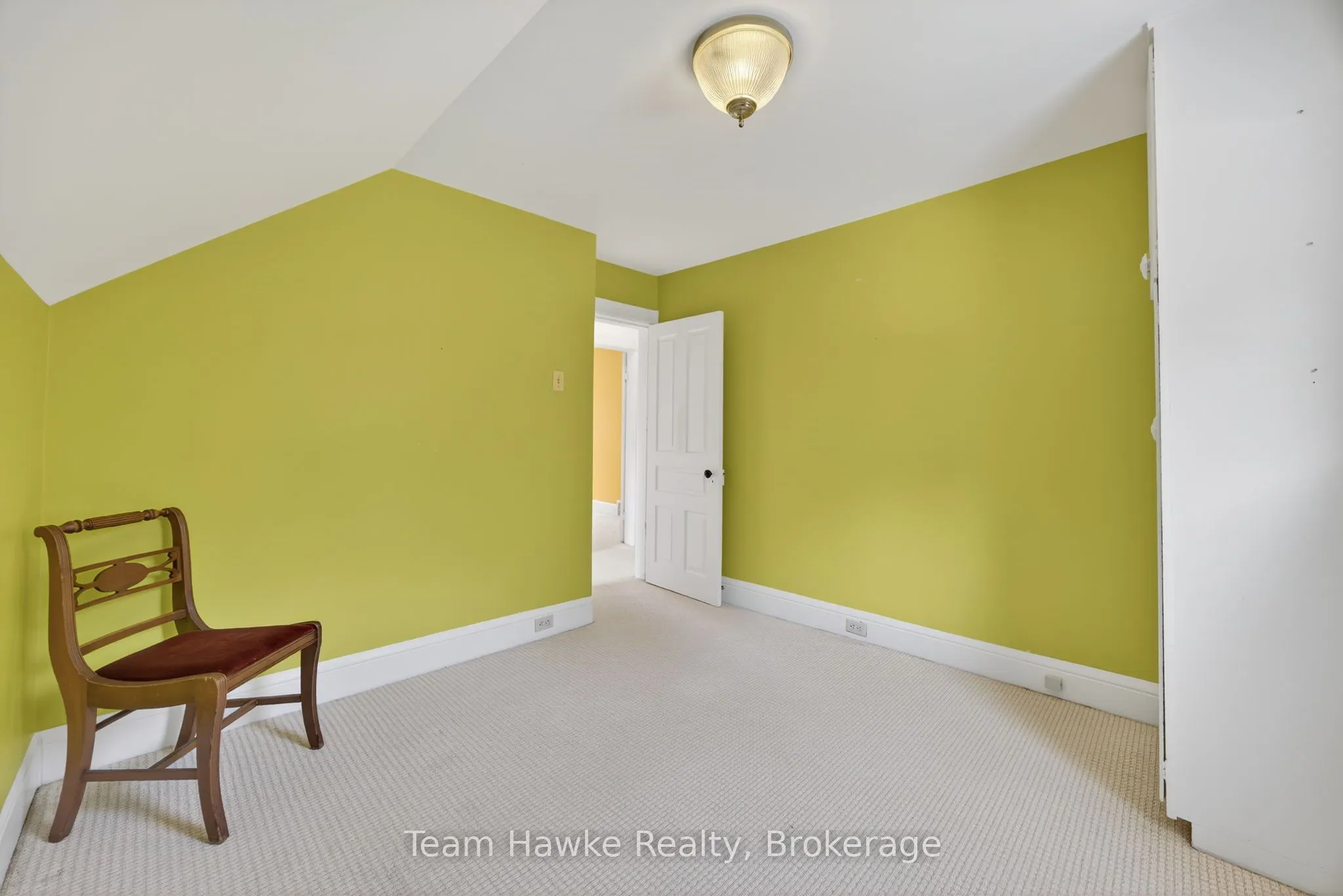 343 Fifth Street E