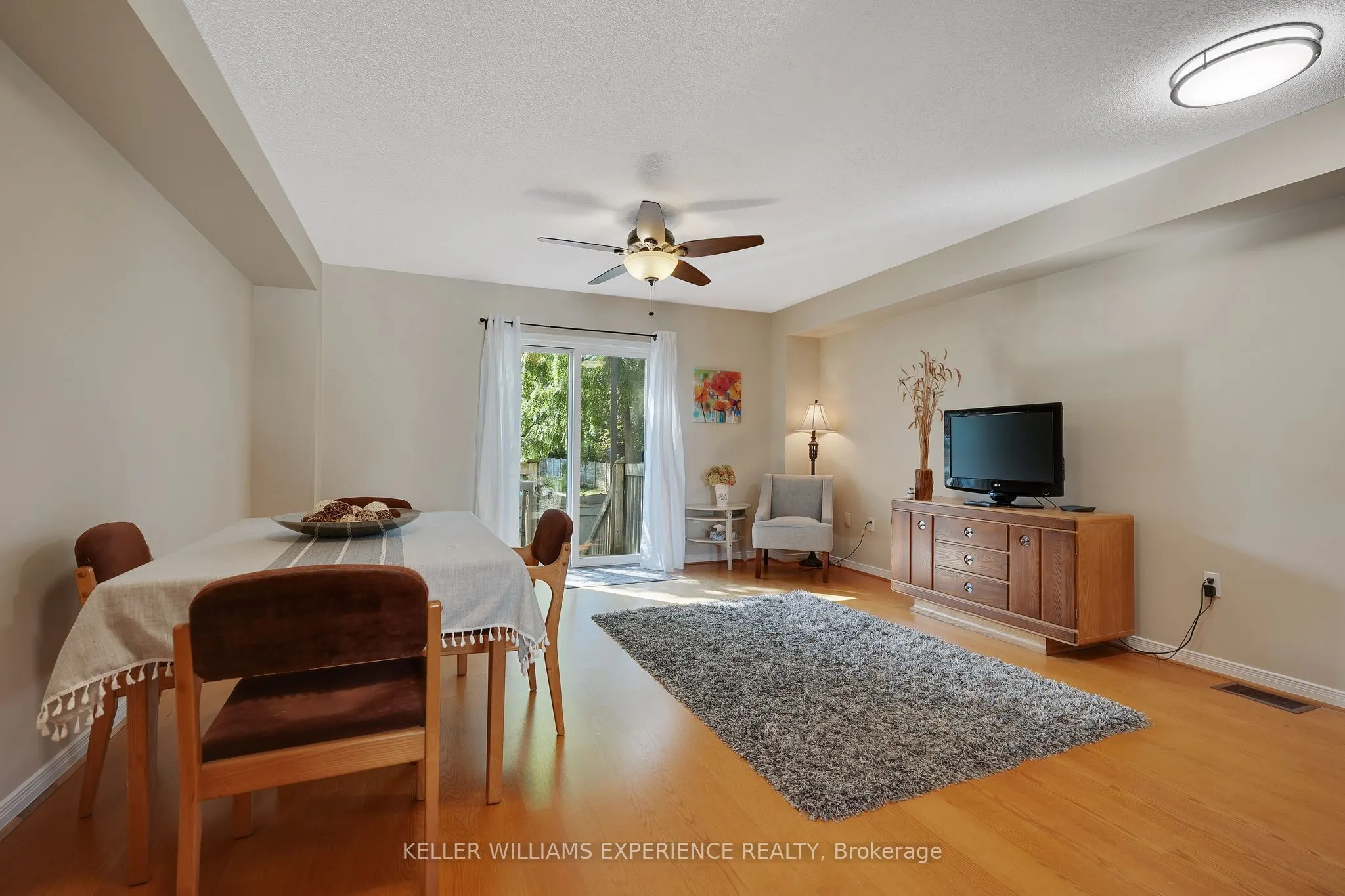 440 Yonge Street, #A4