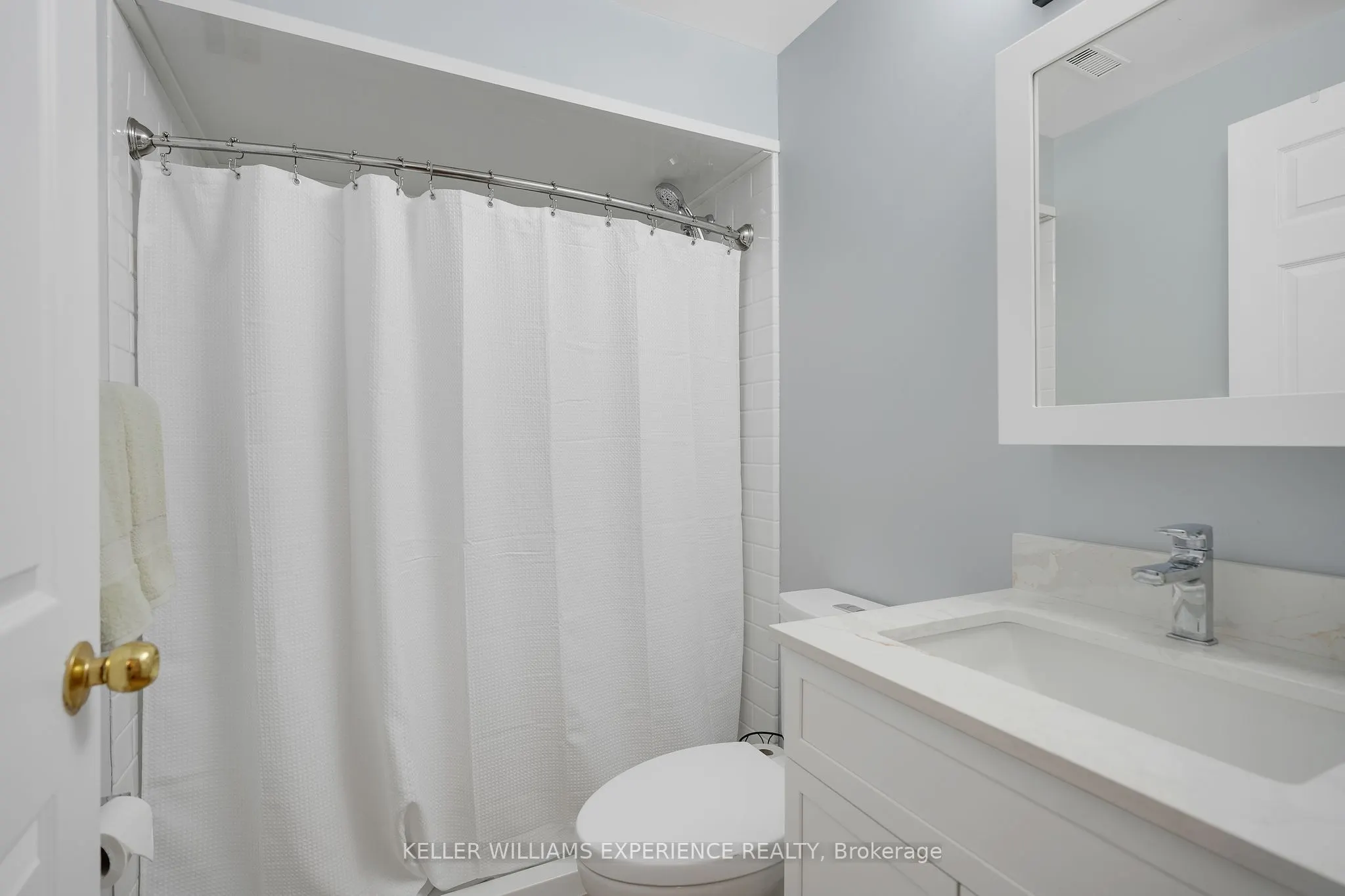 440 Yonge Street, #A4