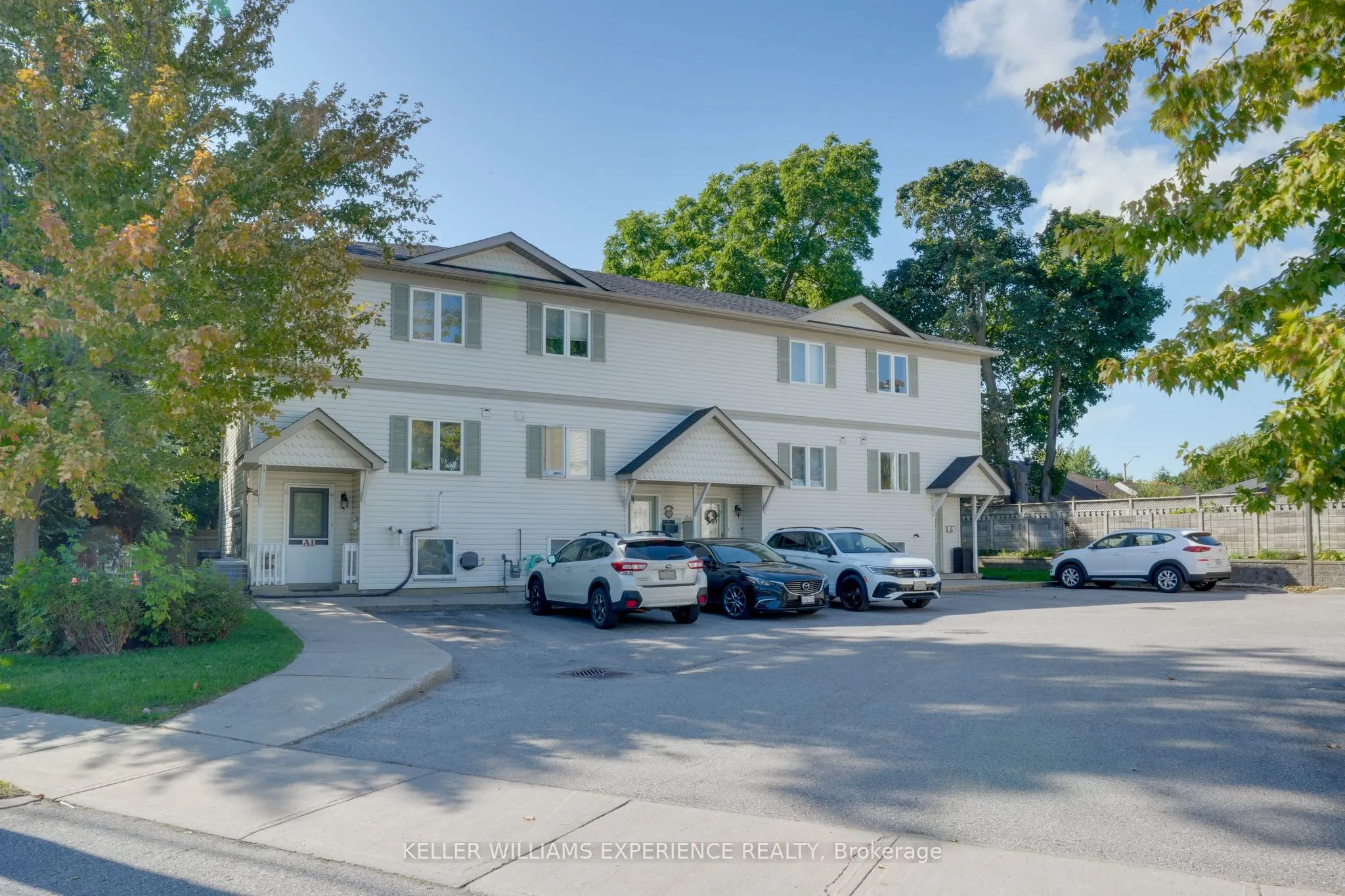 440 Yonge Street, #A4
