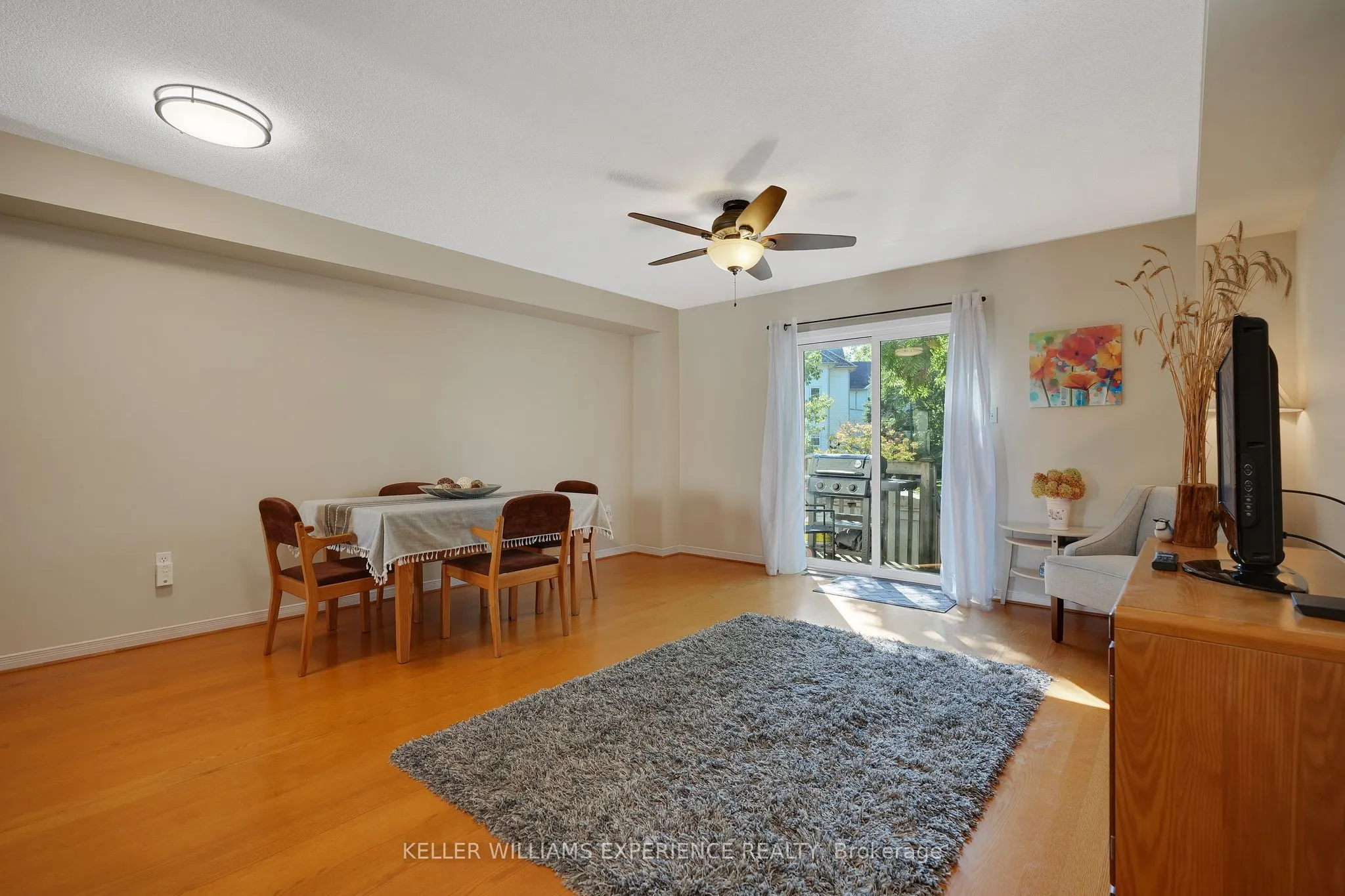 440 Yonge Street, #A4