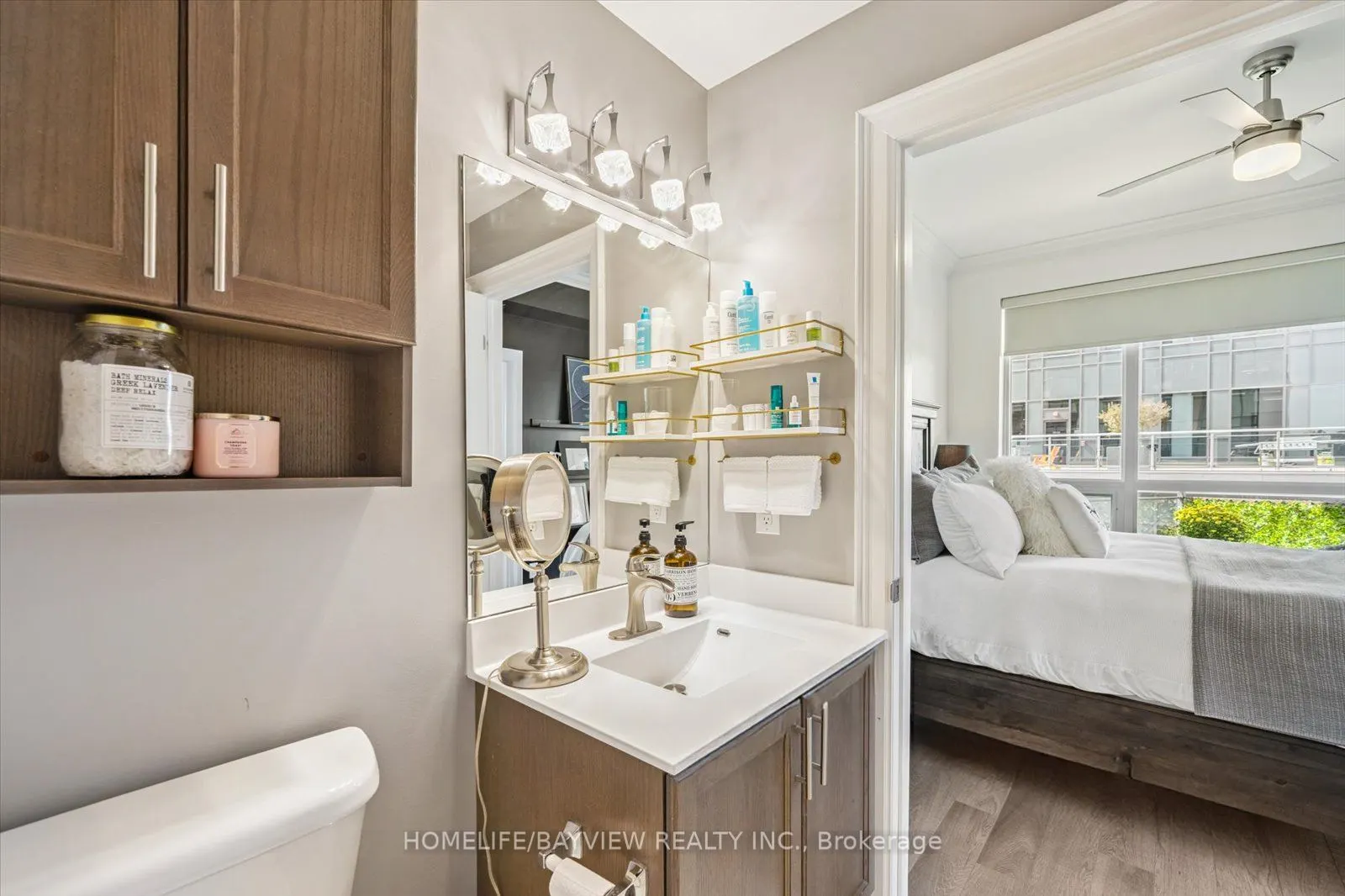 111 Worsley Street, #703