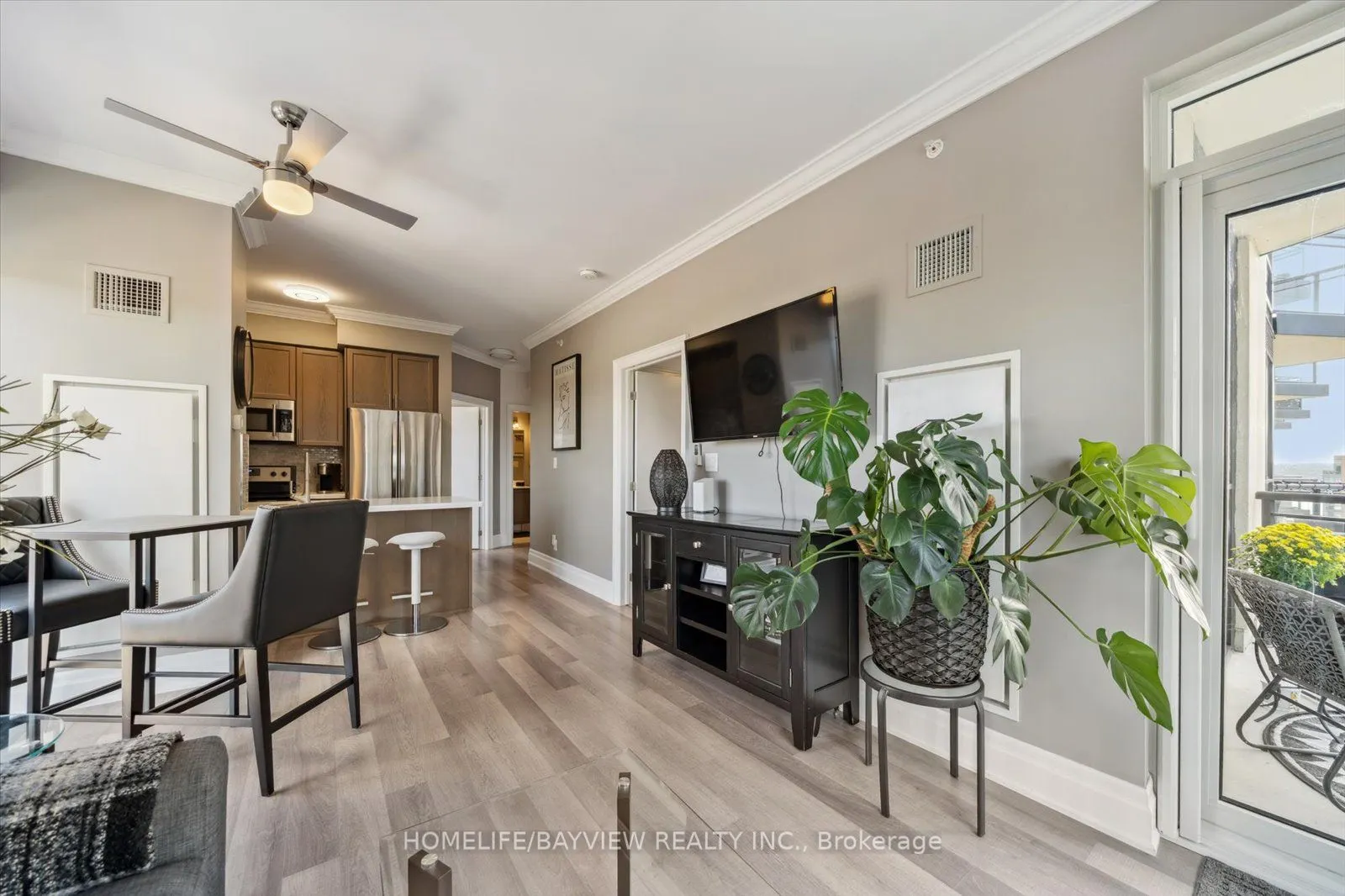 111 Worsley Street, #703