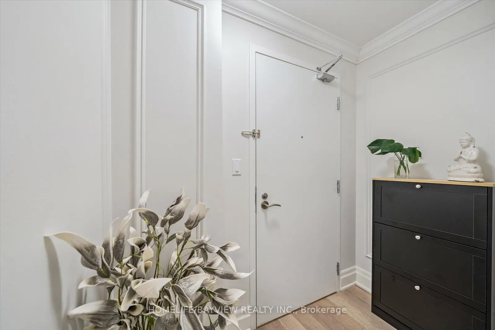 111 Worsley Street, #703