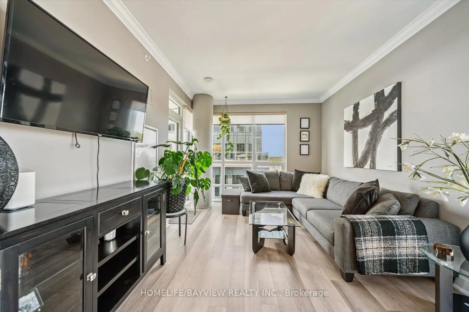 111 Worsley Street, #703