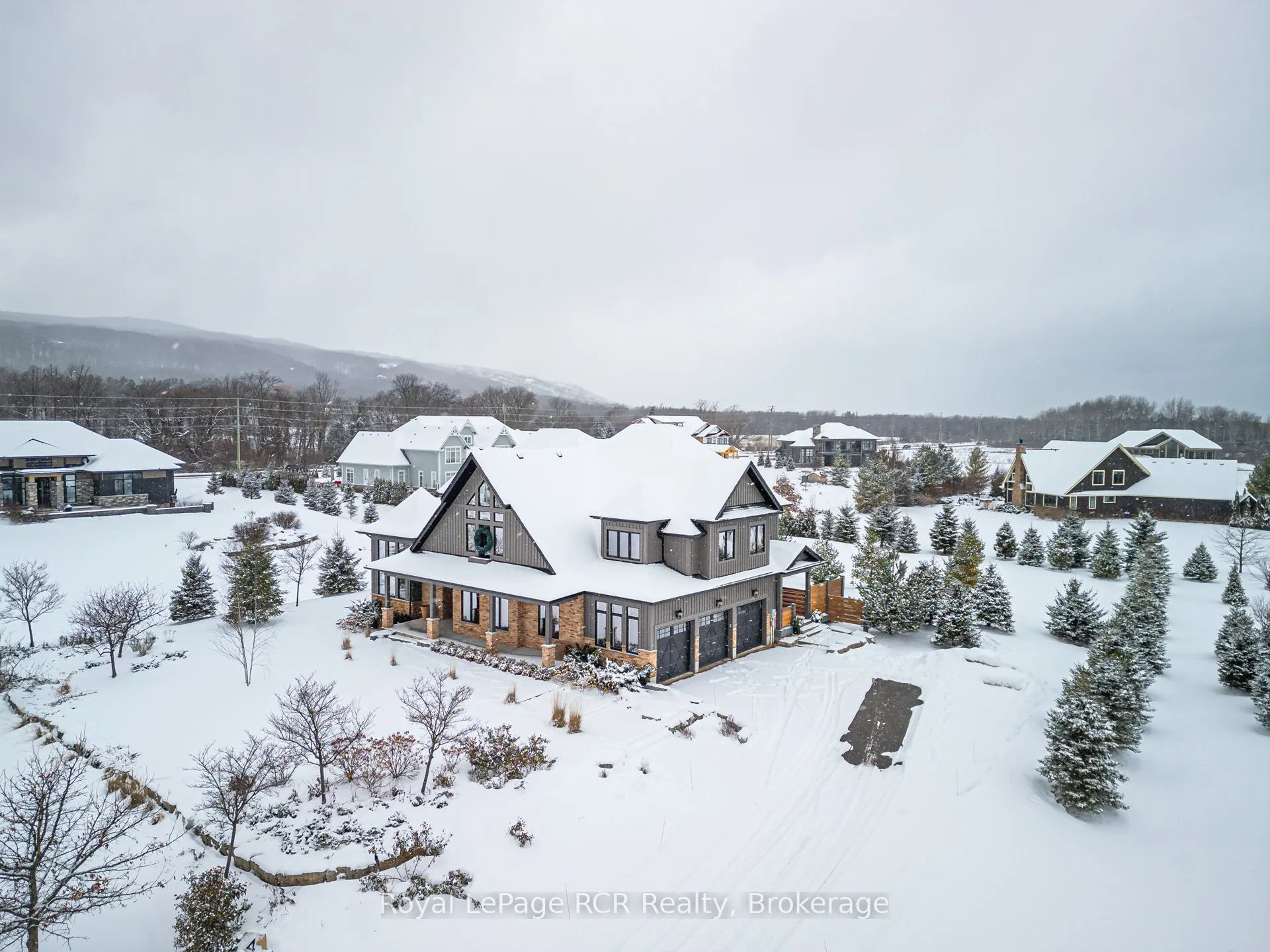 4 Meadowlark Way