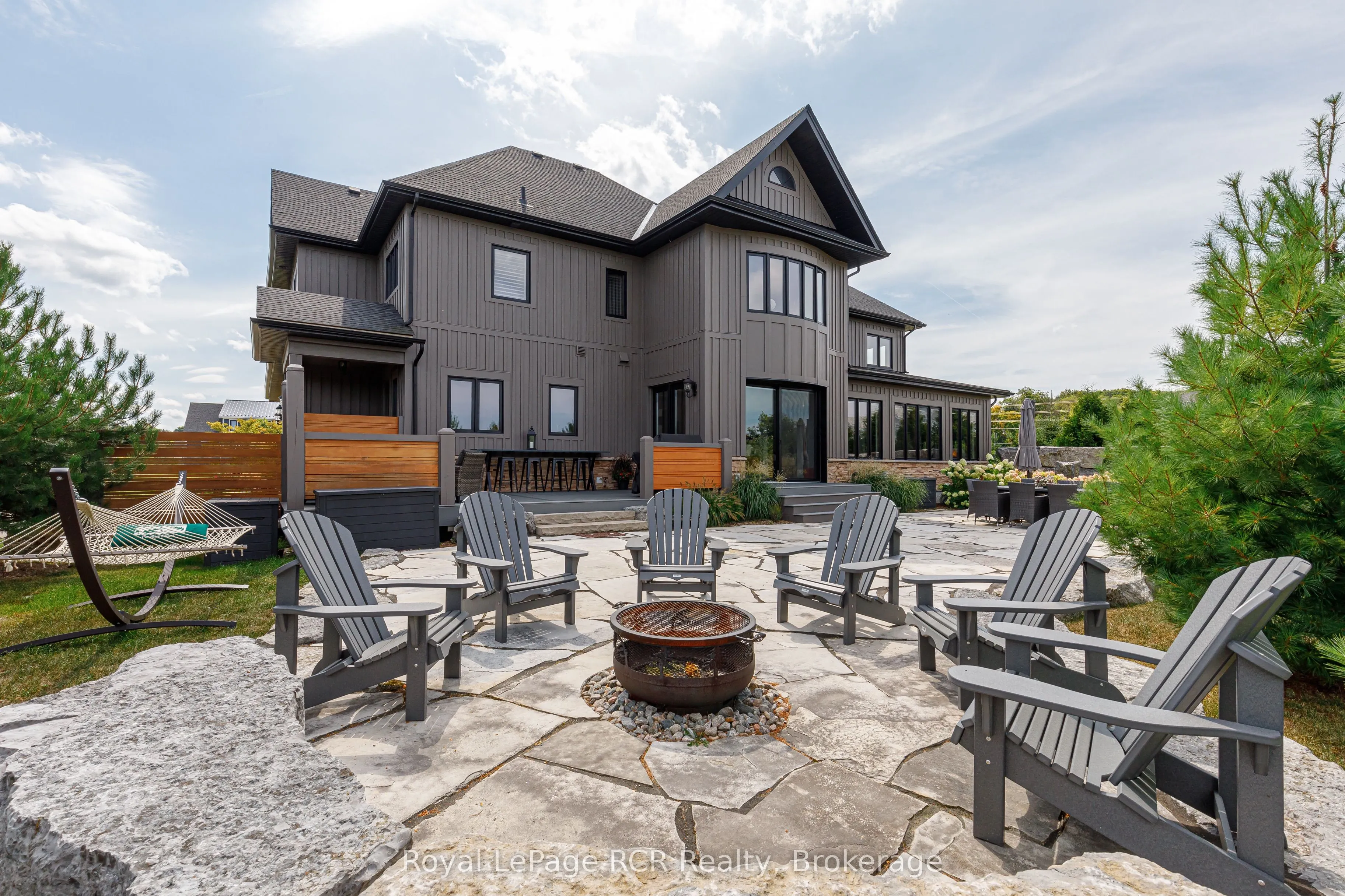 4 Meadowlark Way