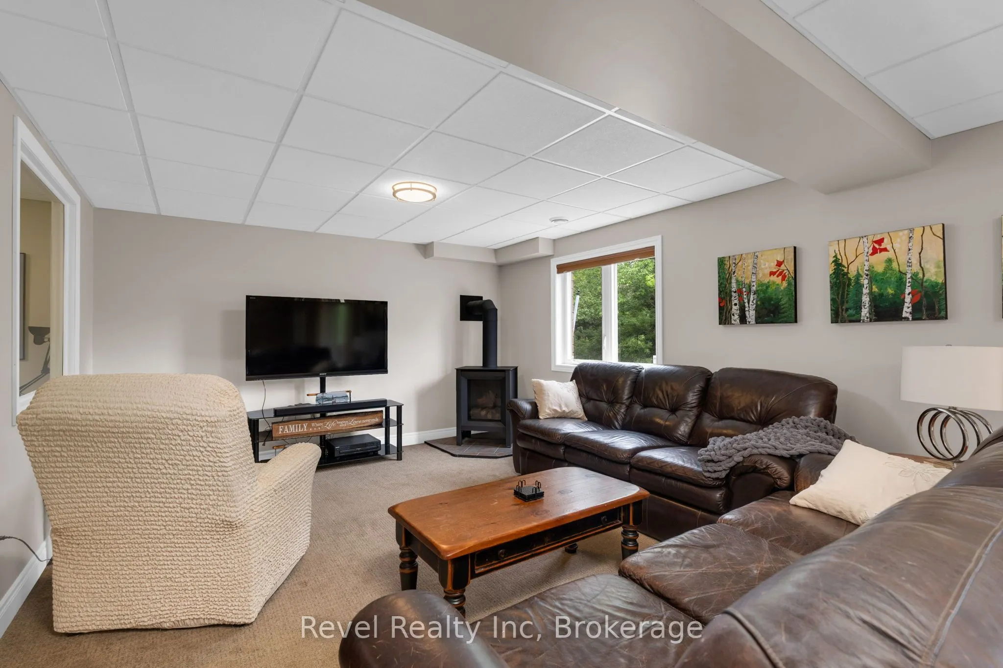 413 RUSS HOWARD Drive