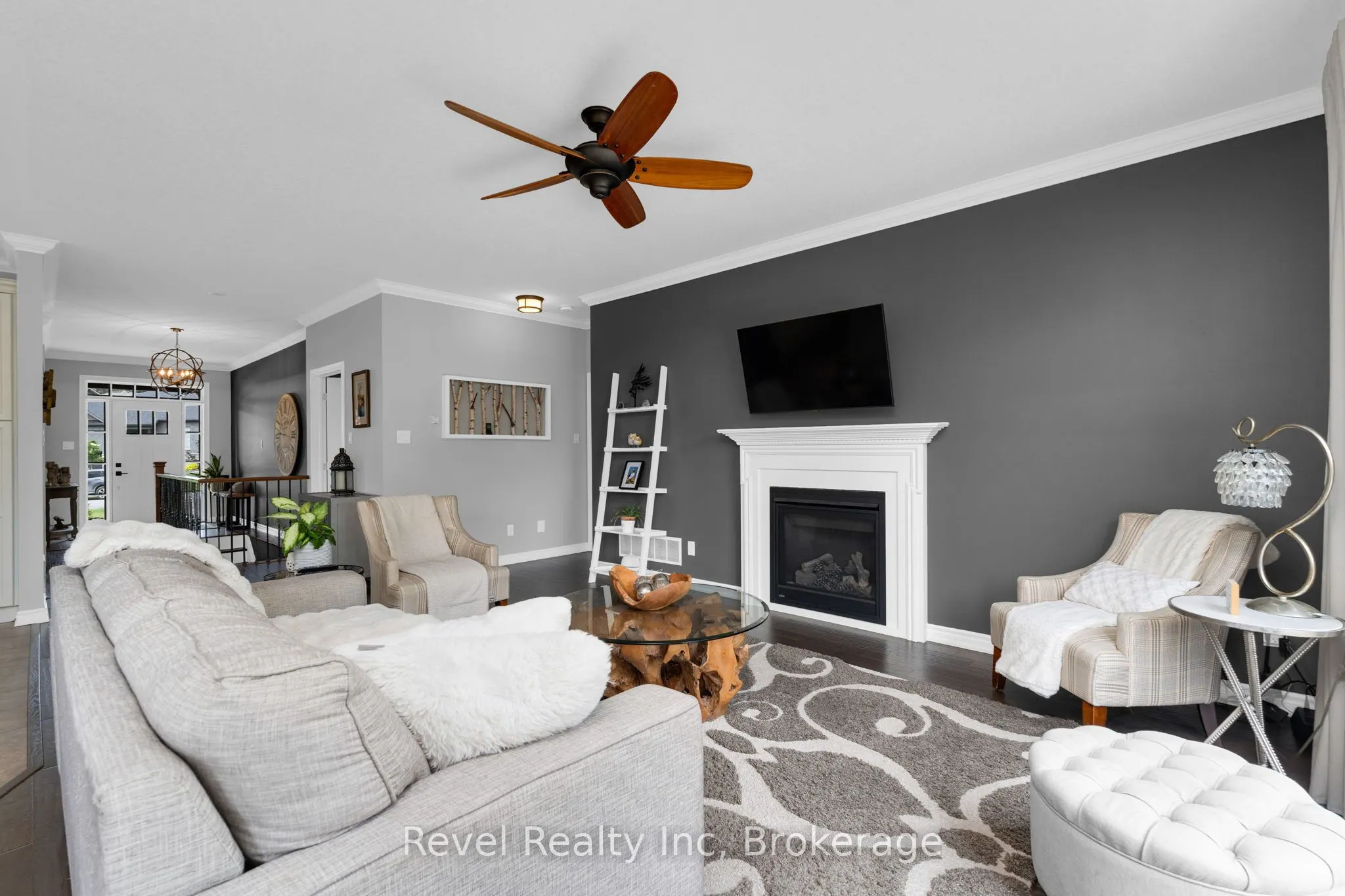 413 RUSS HOWARD Drive
