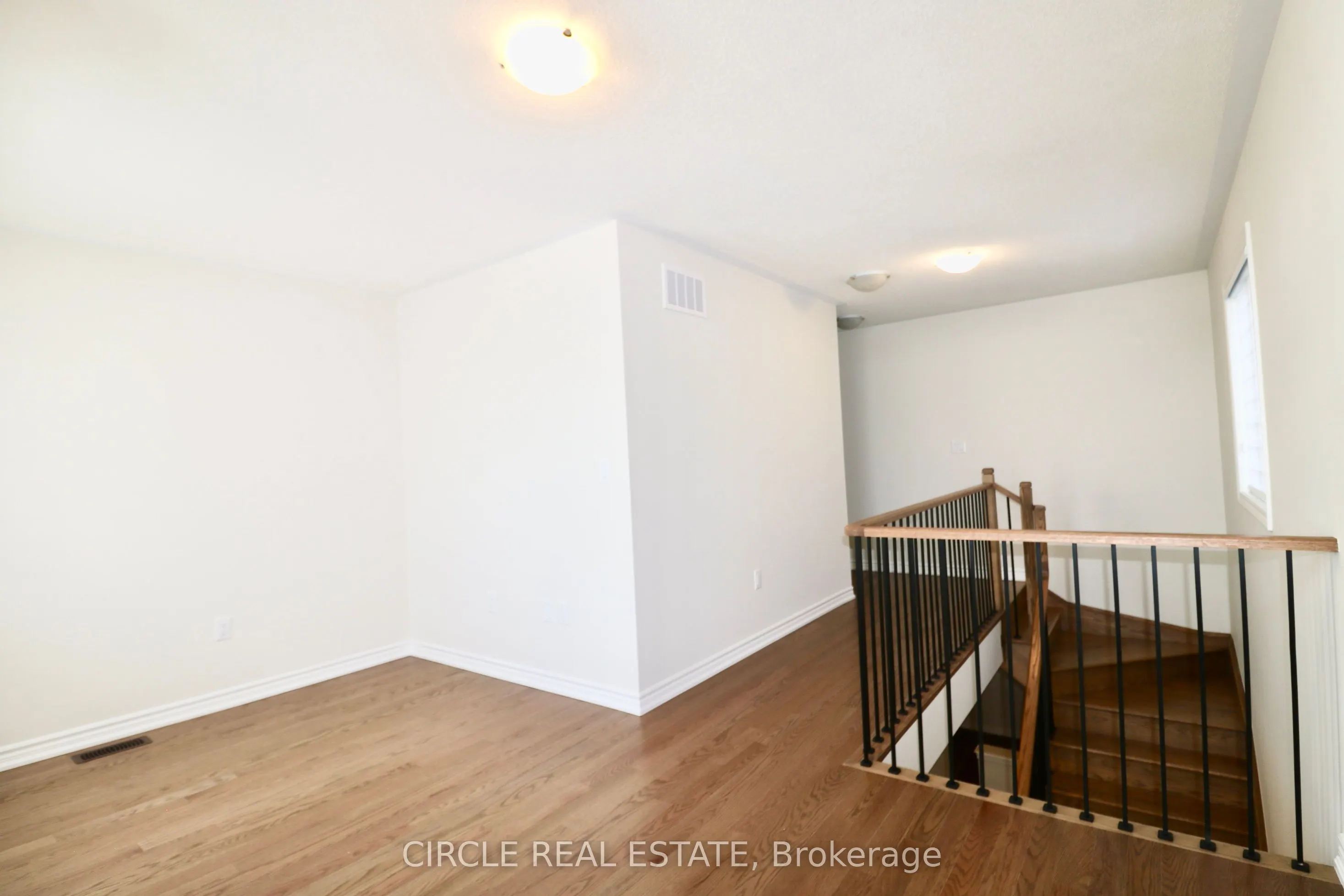 35 Phoenix Boulevard