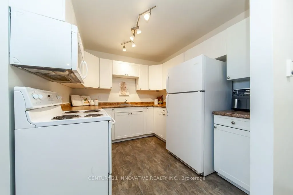 126 Bell Farm Road, #B03