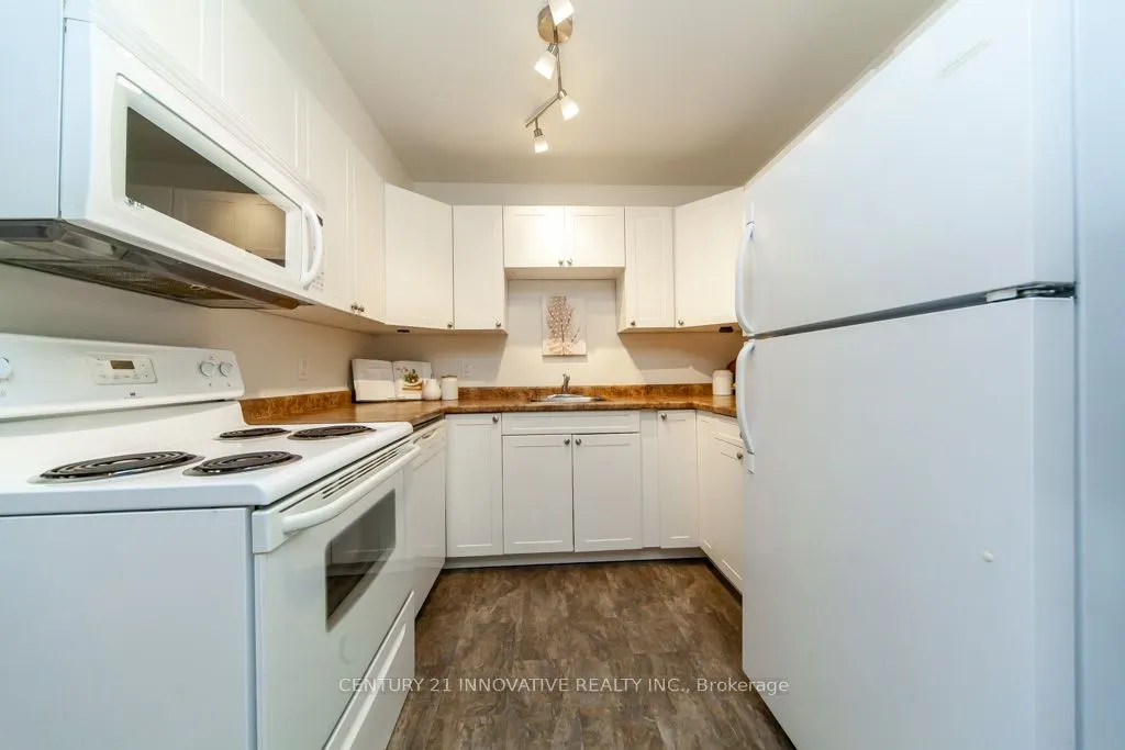 126 Bell Farm Road, #B03