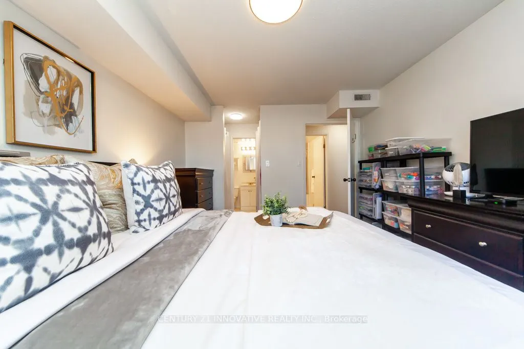126 Bell Farm Road, #B03
