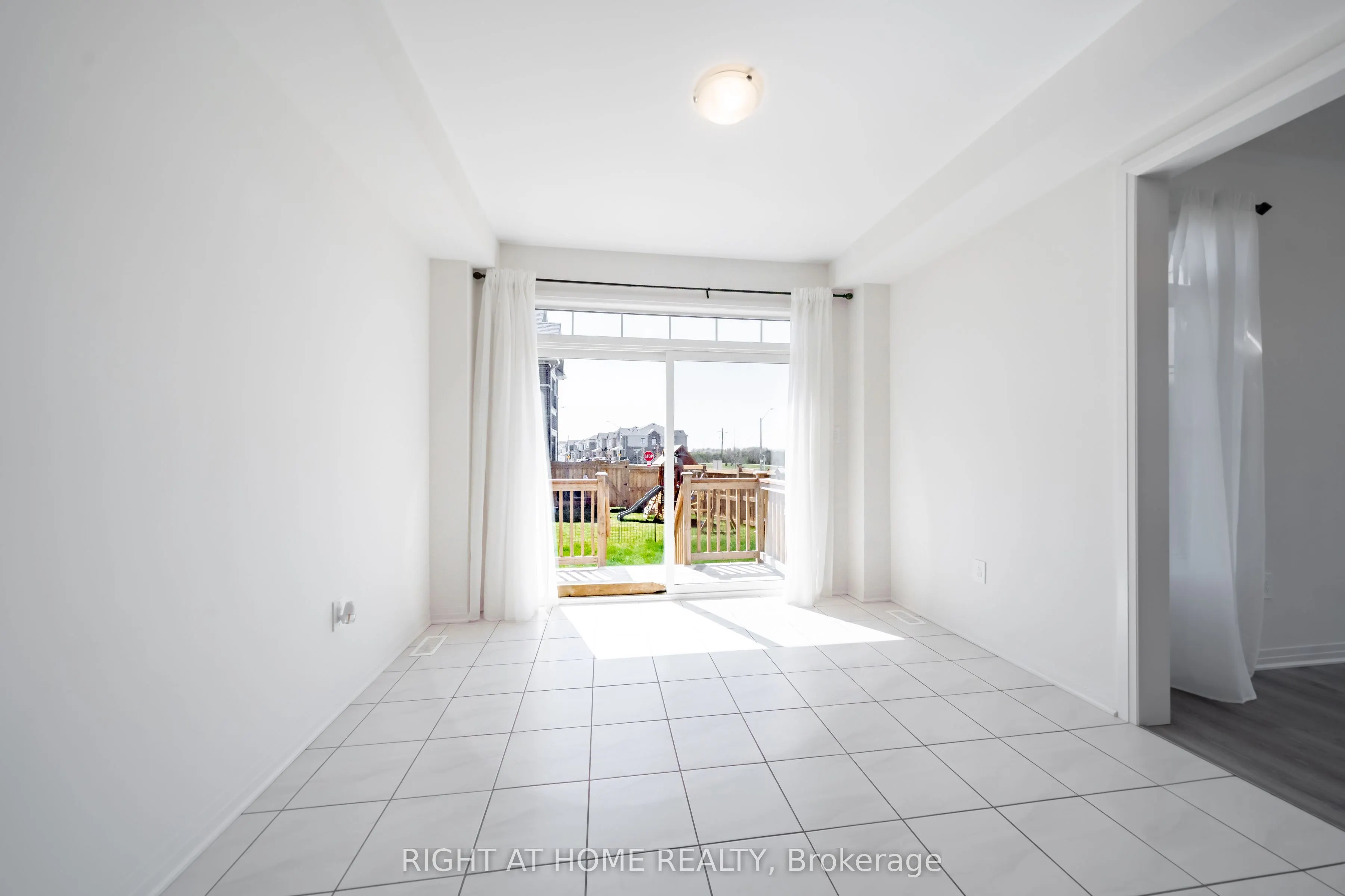 42 CopperHill HTS Drive E