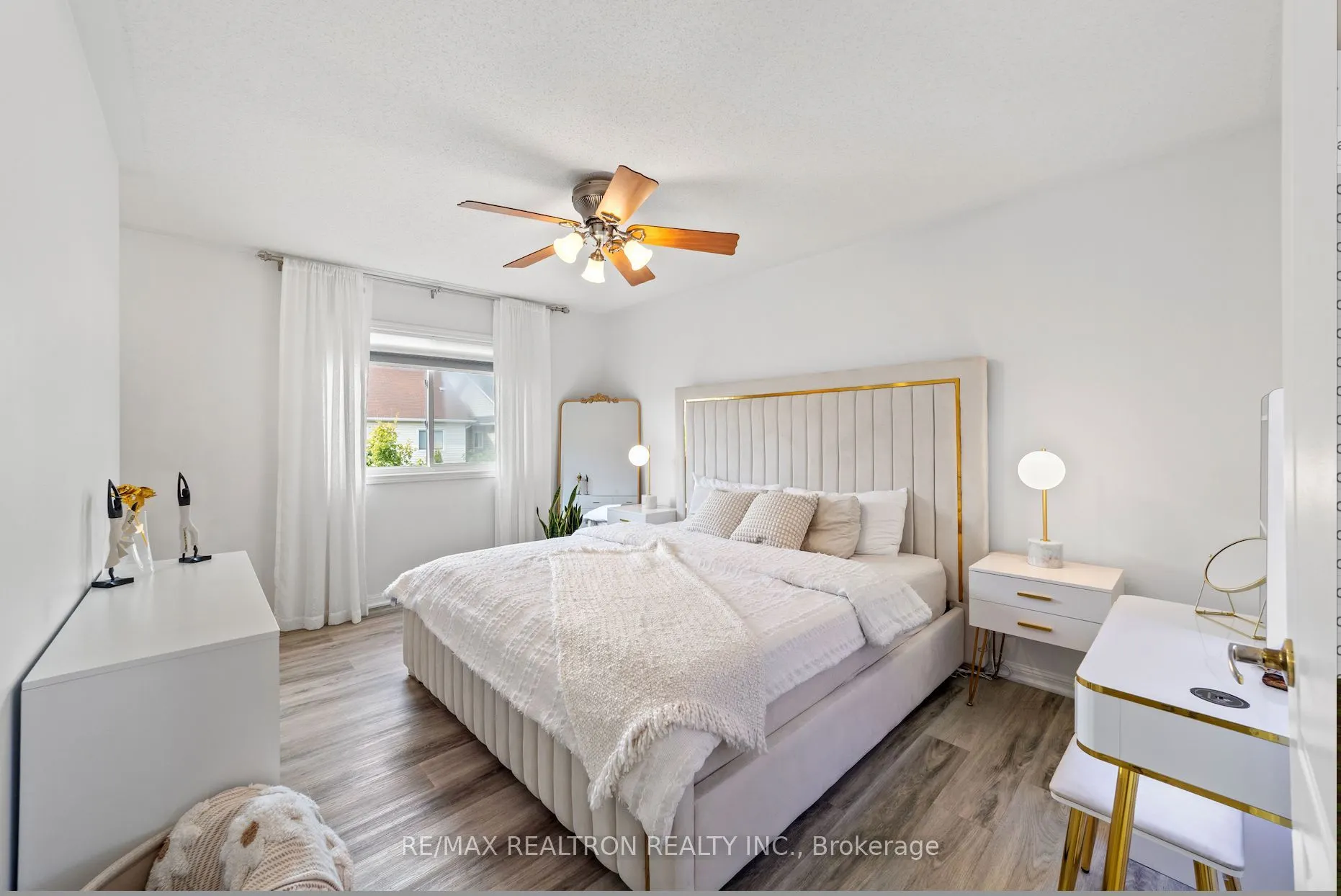 24 Succession Crescent
